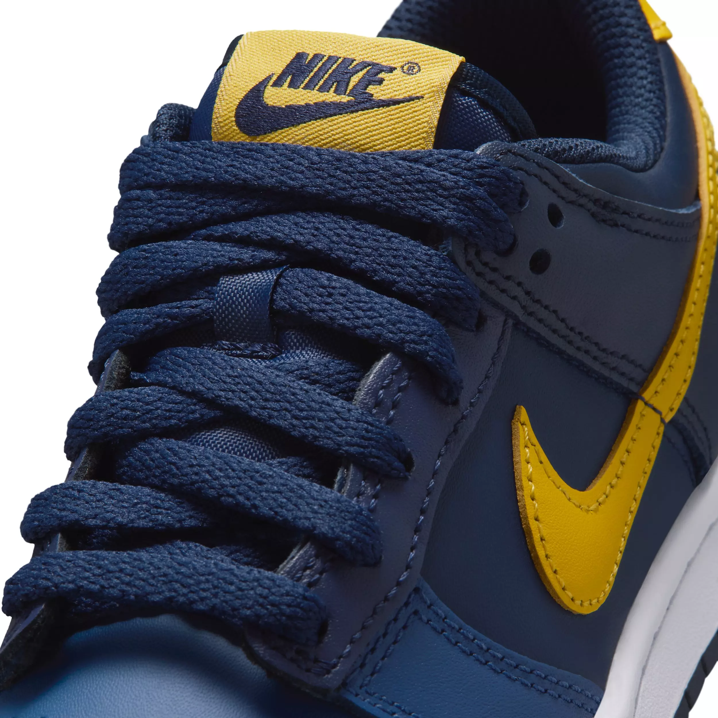 Nike Dunk Low "Midnight Navy/Obsidian/Mystic Navy/Varsity Maize" Grade School Boys' Shoe - NAVY/OBSIDIAN/NAVY/MAIZE