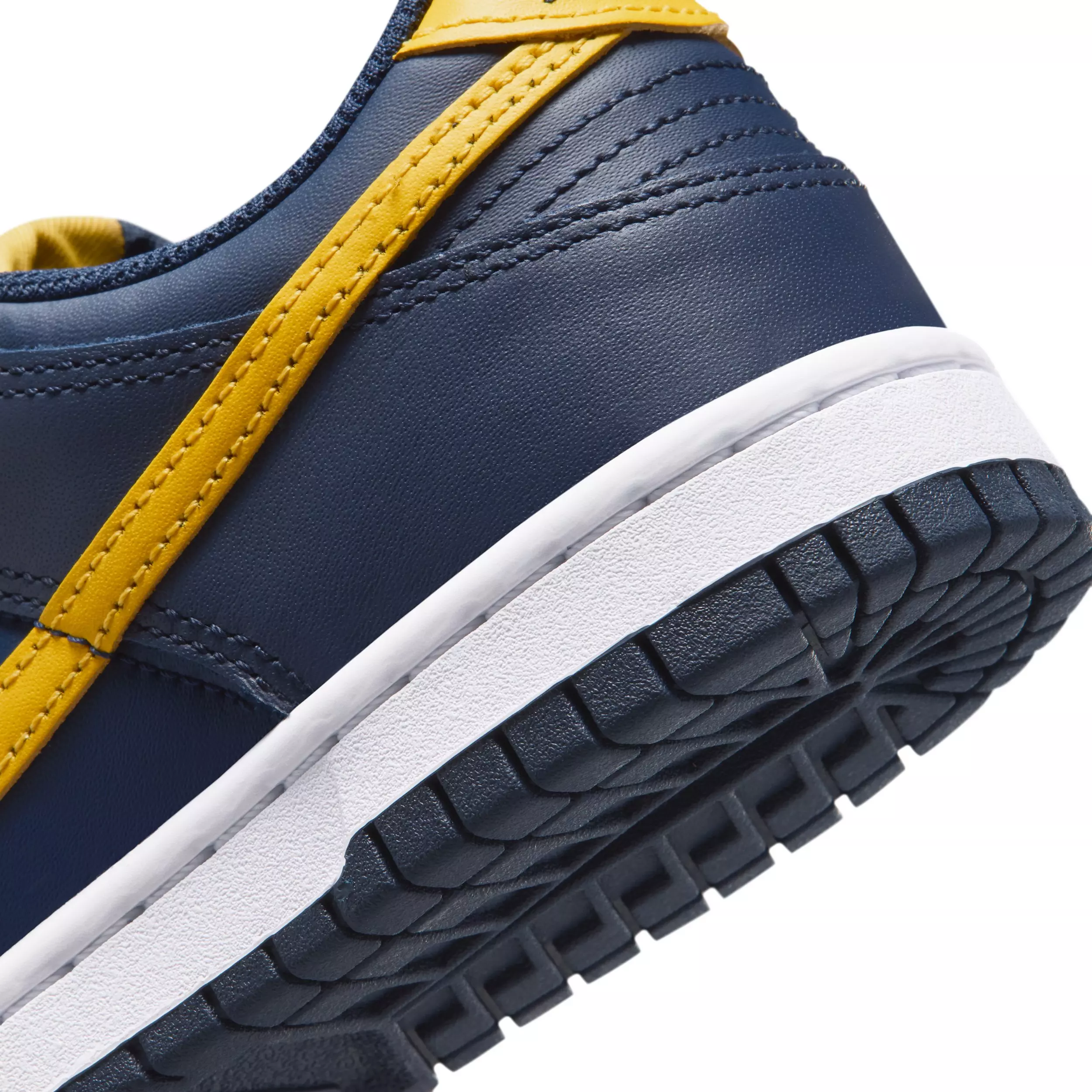 Nike Dunk Low "Midnight Navy/Obsidian/Mystic Navy/Varsity Maize" Grade School Boys' Shoe - NAVY/OBSIDIAN/NAVY/MAIZE