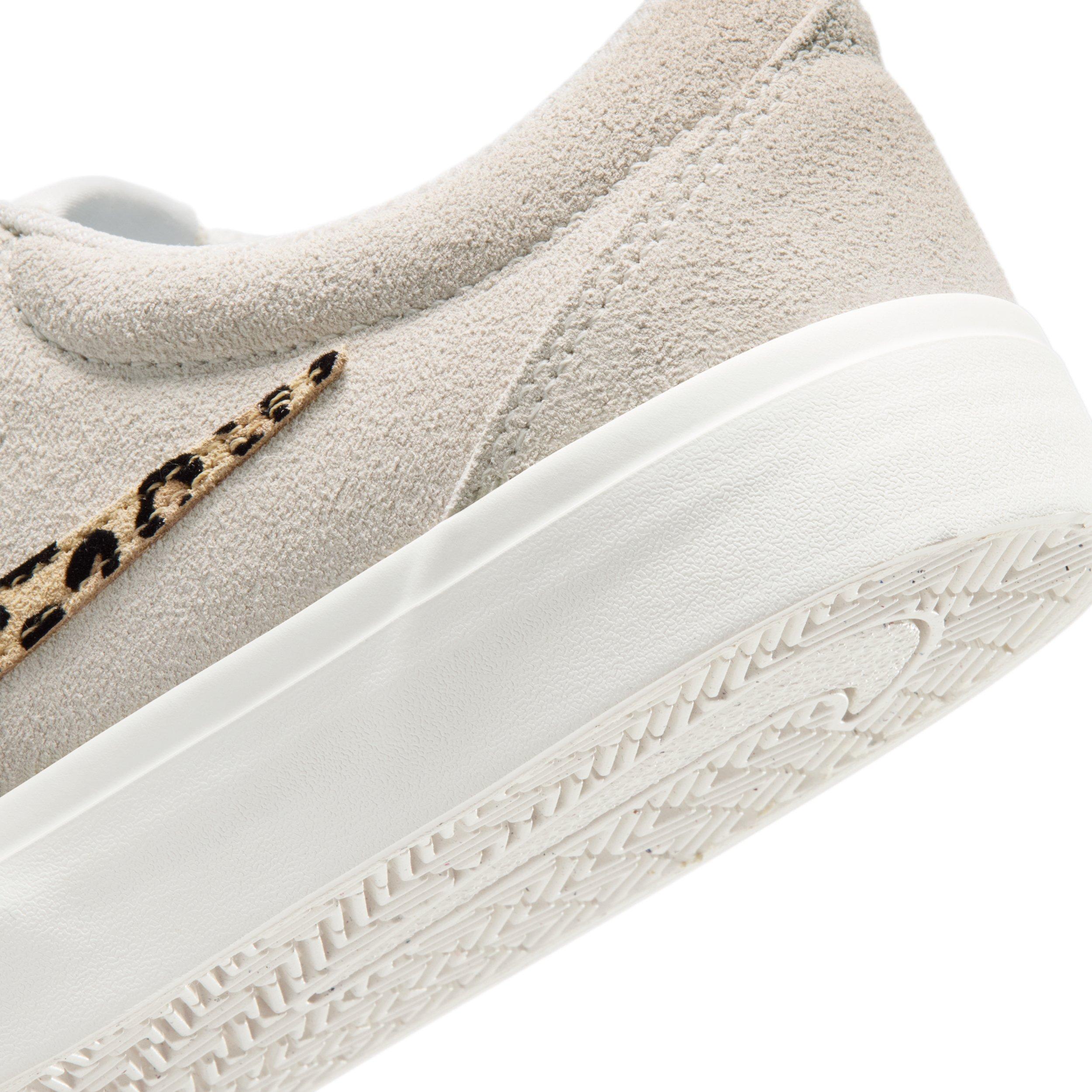 Nike Charge Suede SE "Phantom/Sail/Sesame" Women's Shoe - PHANTOM/SAIL/SESAME