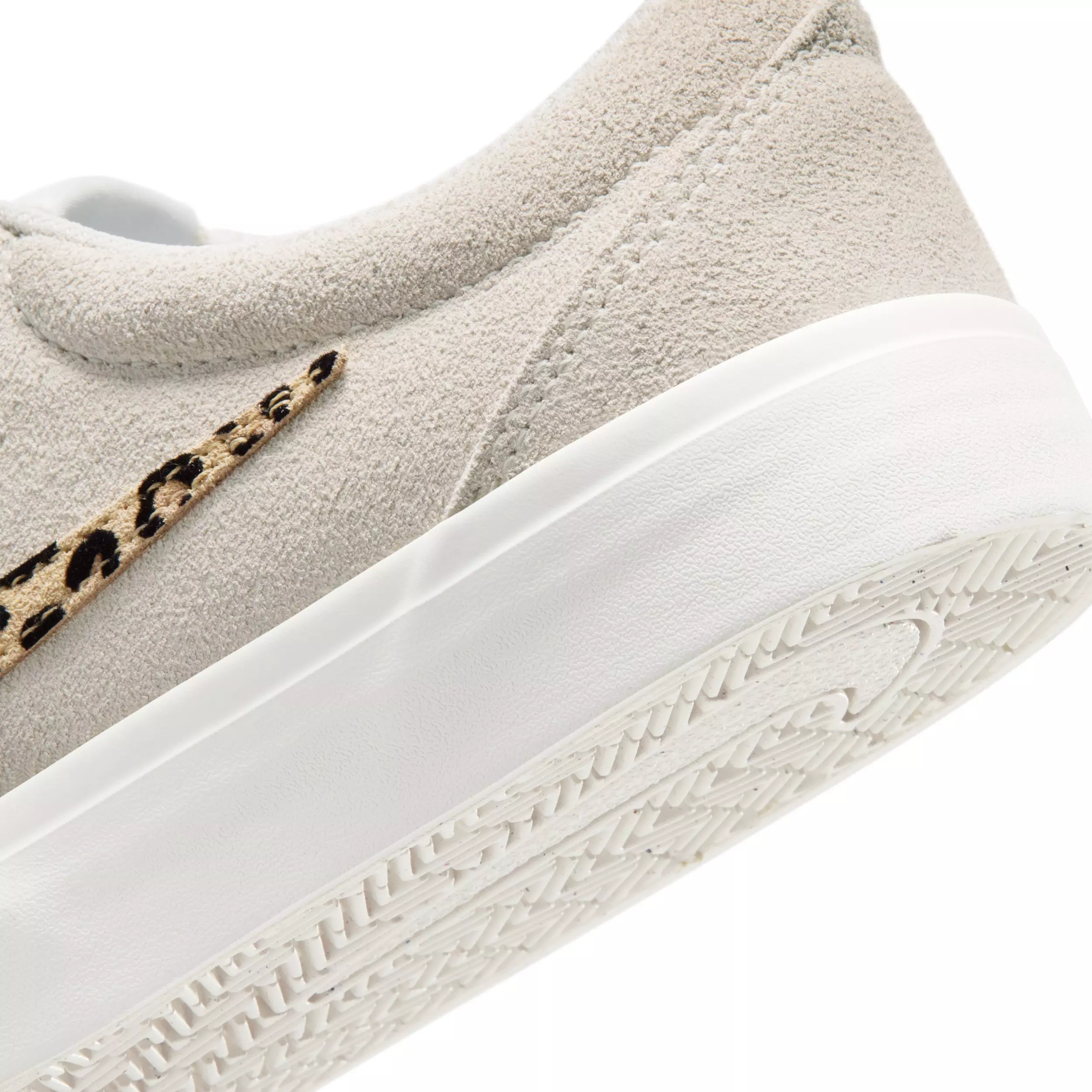Nike Charge Suede SE "Phantom/Sail/Sesame" Women's Shoe - PHANTOM/SAIL/SESAME