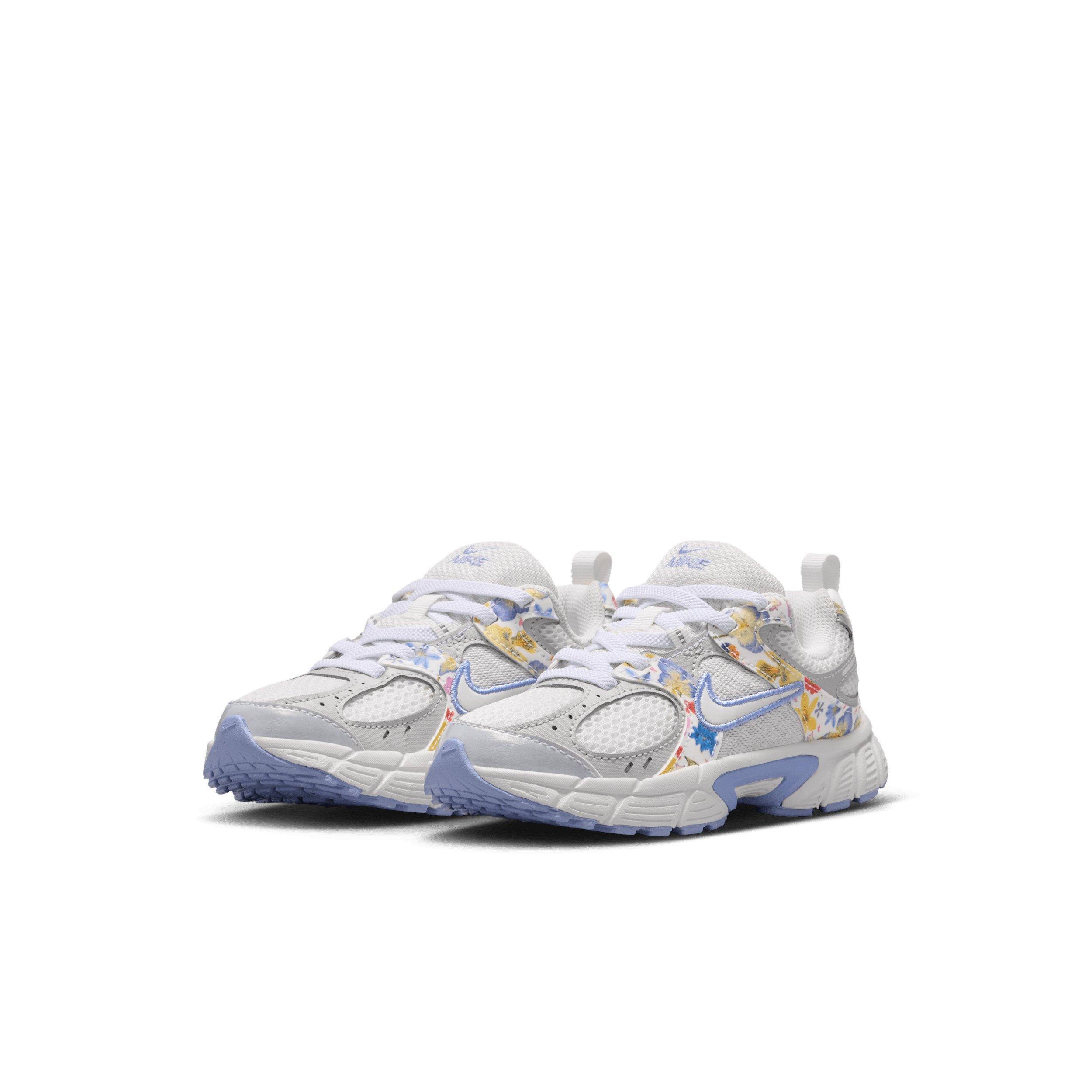 Nike V5 RNR "Summit White/Photon Dust/Light Thistle/Summit White" Preschool Girls' Shoe - WHITE/DUST/LT THISTLE/WHITE Thumbnail View 3