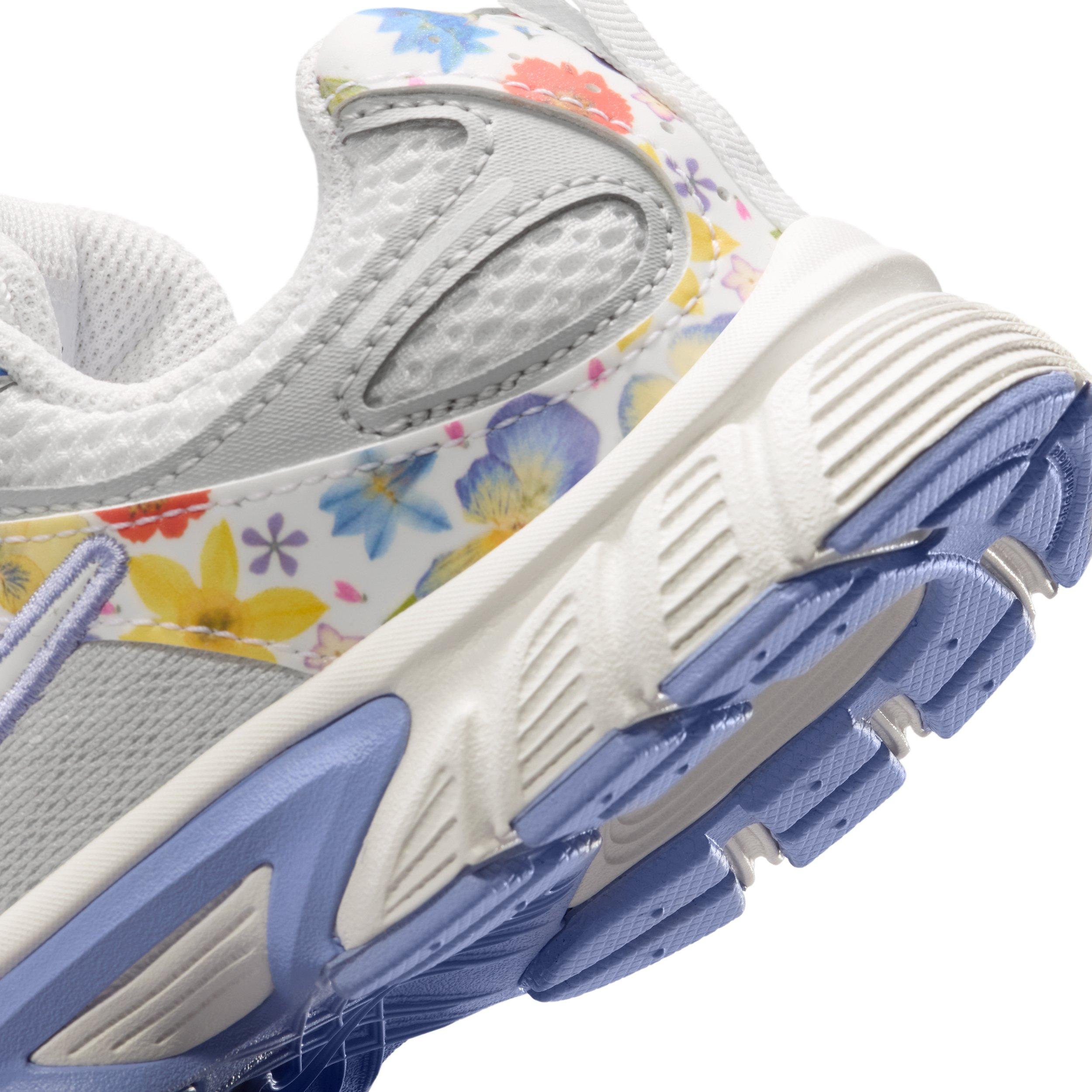 Nike V5 RNR "Summit White/Photon Dust/Light Thistle/Summit White" Preschool Girls' Shoe - WHITE/DUST/LT THISTLE/WHITE Thumbnail View 8