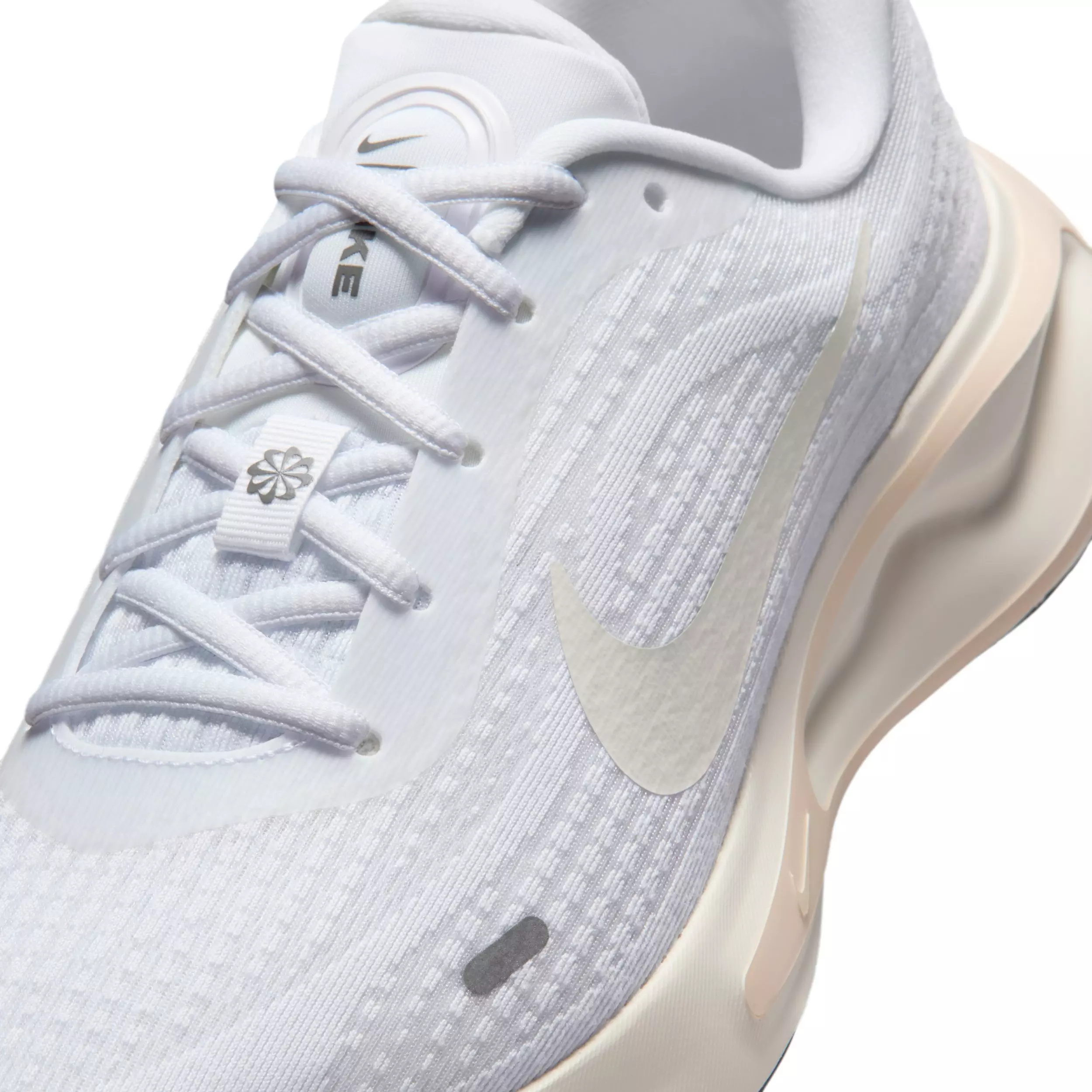 Nike Journey Run "White/Sail/Pencil Point/White" Women's Running Shoe - WHITE/SAIL/PENCIL/WHITE