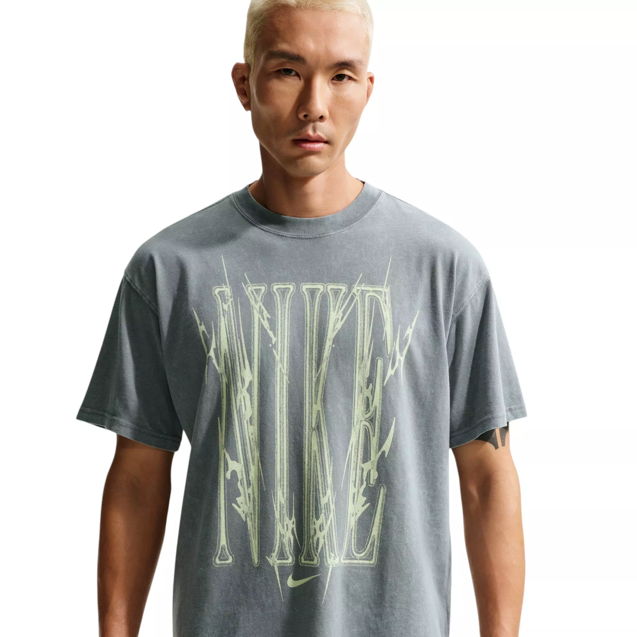 Nike Men's Sharp Wordmark Graphic T-Shirt - Grey - GREY
