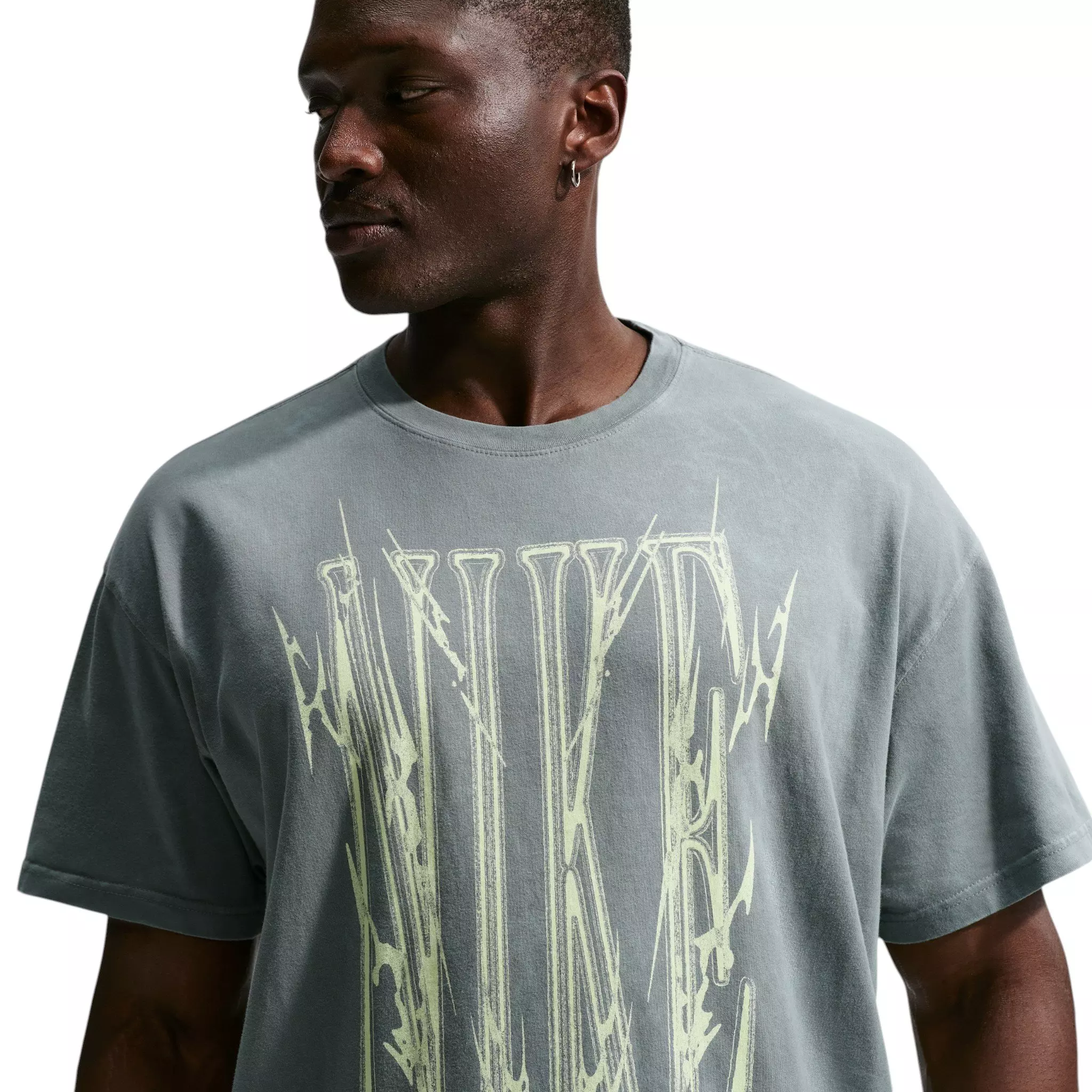 Nike Men's Sharp Wordmark Graphic T-Shirt - Grey - GREY