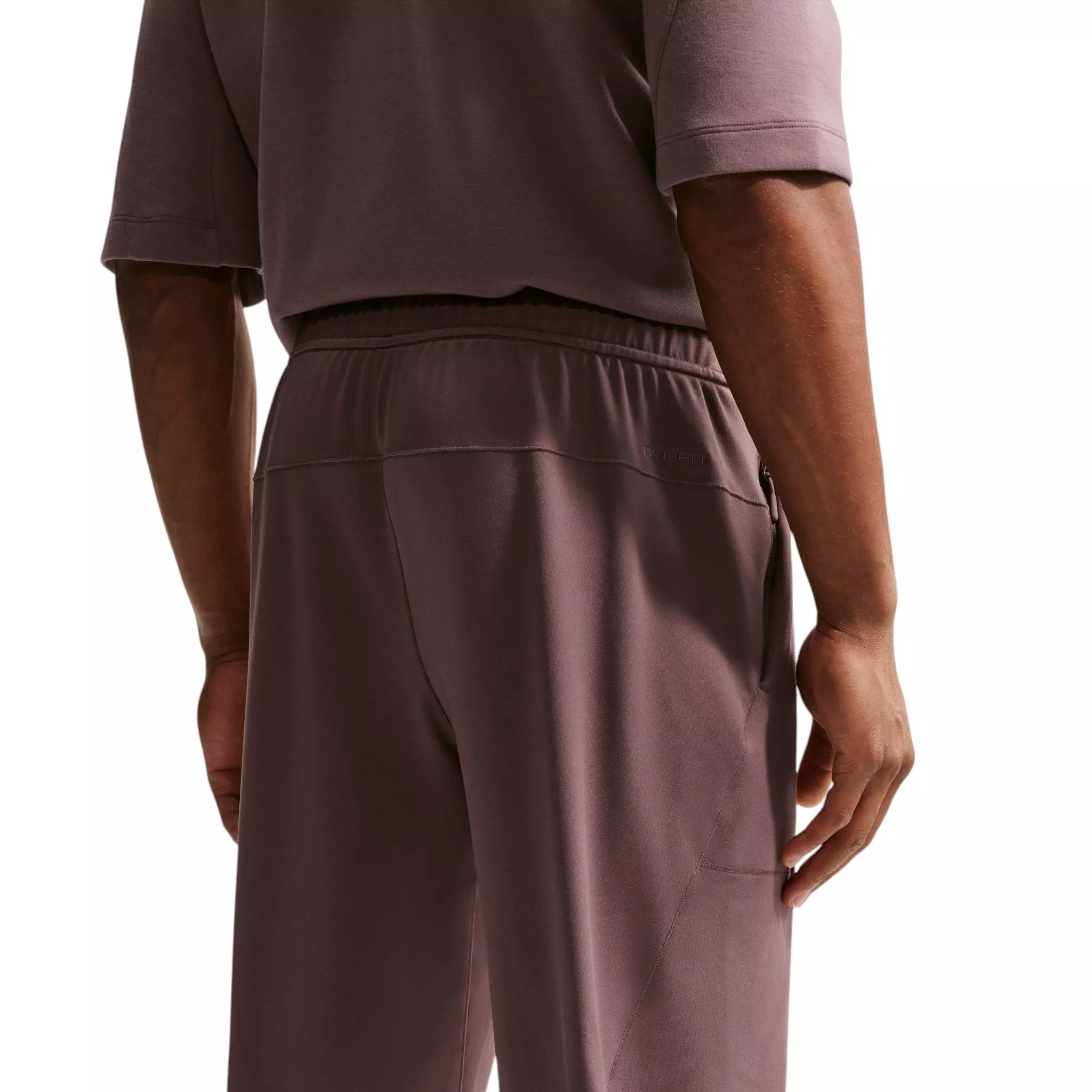 Nike Men's Primary NanoKnit Dri-FIT UV Protection Performance Joggers - Purple - PURPLE