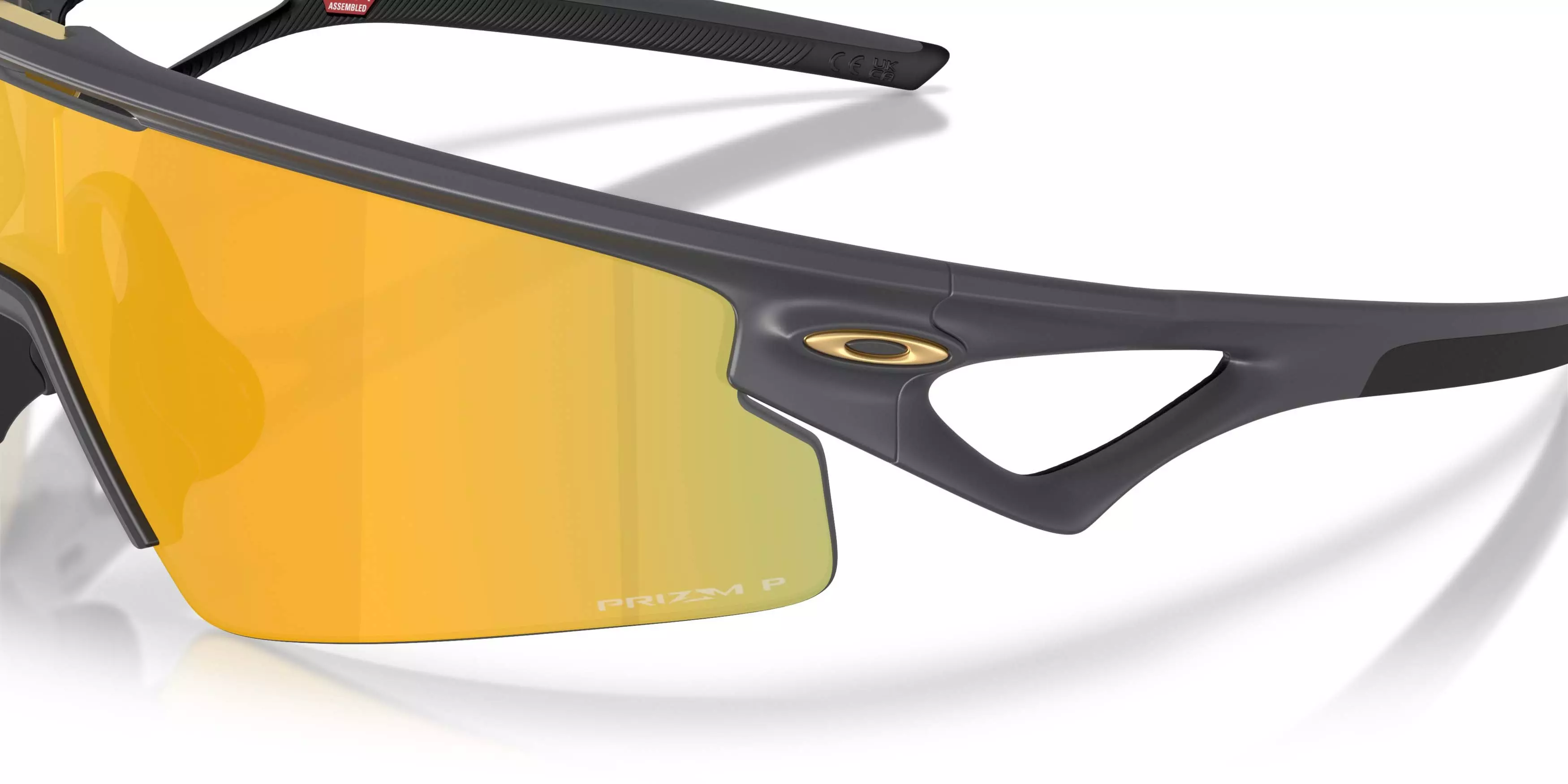 Oakley Sphaera Strike Prizm 24K Sunglasses &ndash; Matte Carbon - GREY/GOLD