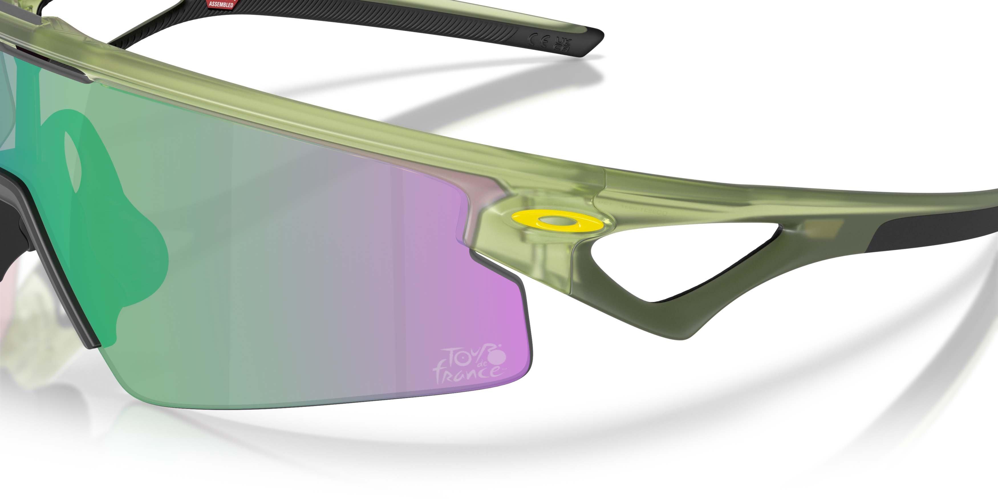 Oakley Sphaera Strike Prizm Road Jade Sunglasses &ndash; Matte Fern - GREEN Thumbnail View 4