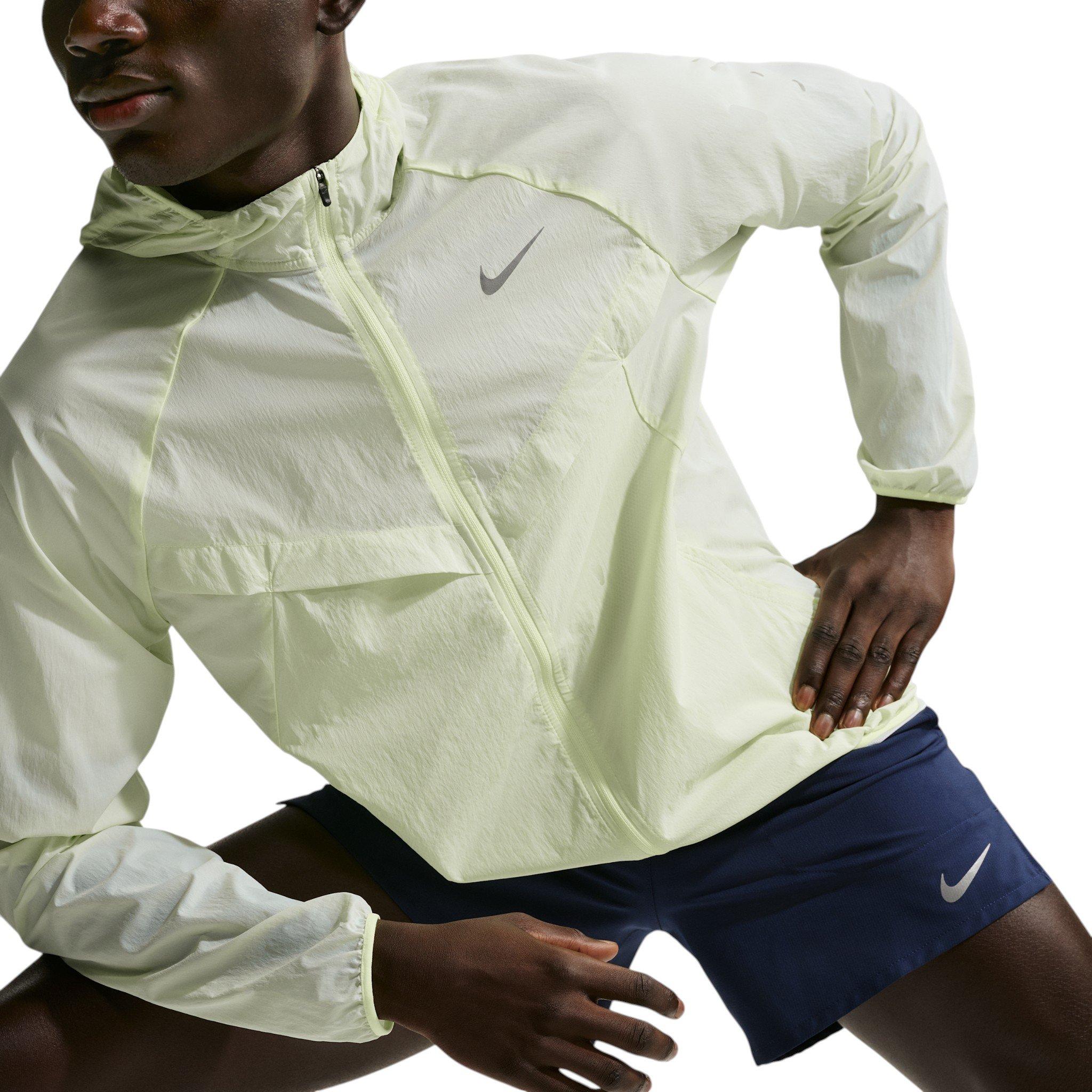 Nike Men's Stride Repel UV Running Jacket - Yellow - YELLOW