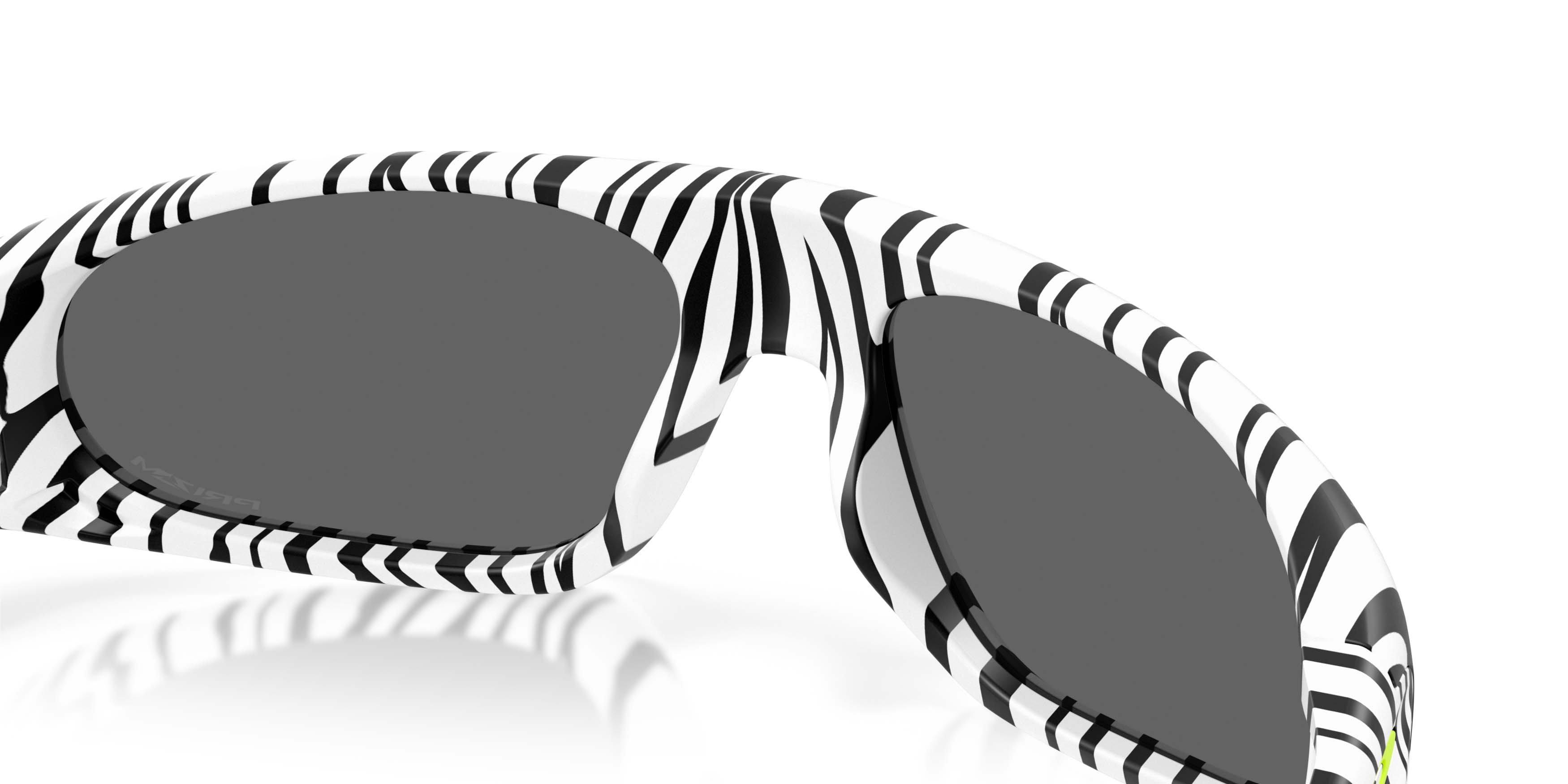 Oakley Neoforma Prizm Black Sunglasses &ndash; White Bengal - WHITE/GREY Thumbnail View 5