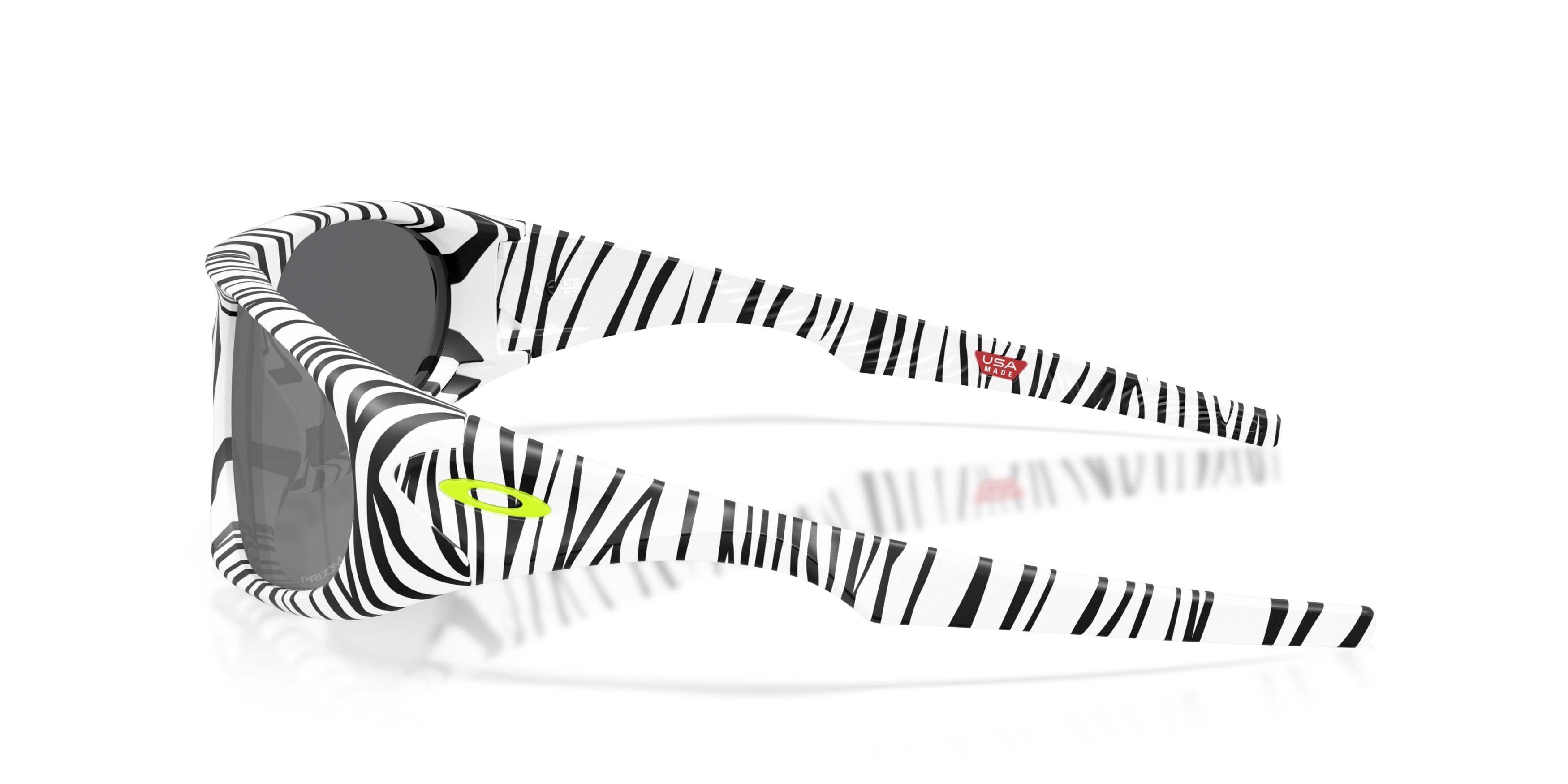 Oakley Neoforma Prizm Black Sunglasses &ndash; White Bengal - WHITE/GREY Thumbnail View 8