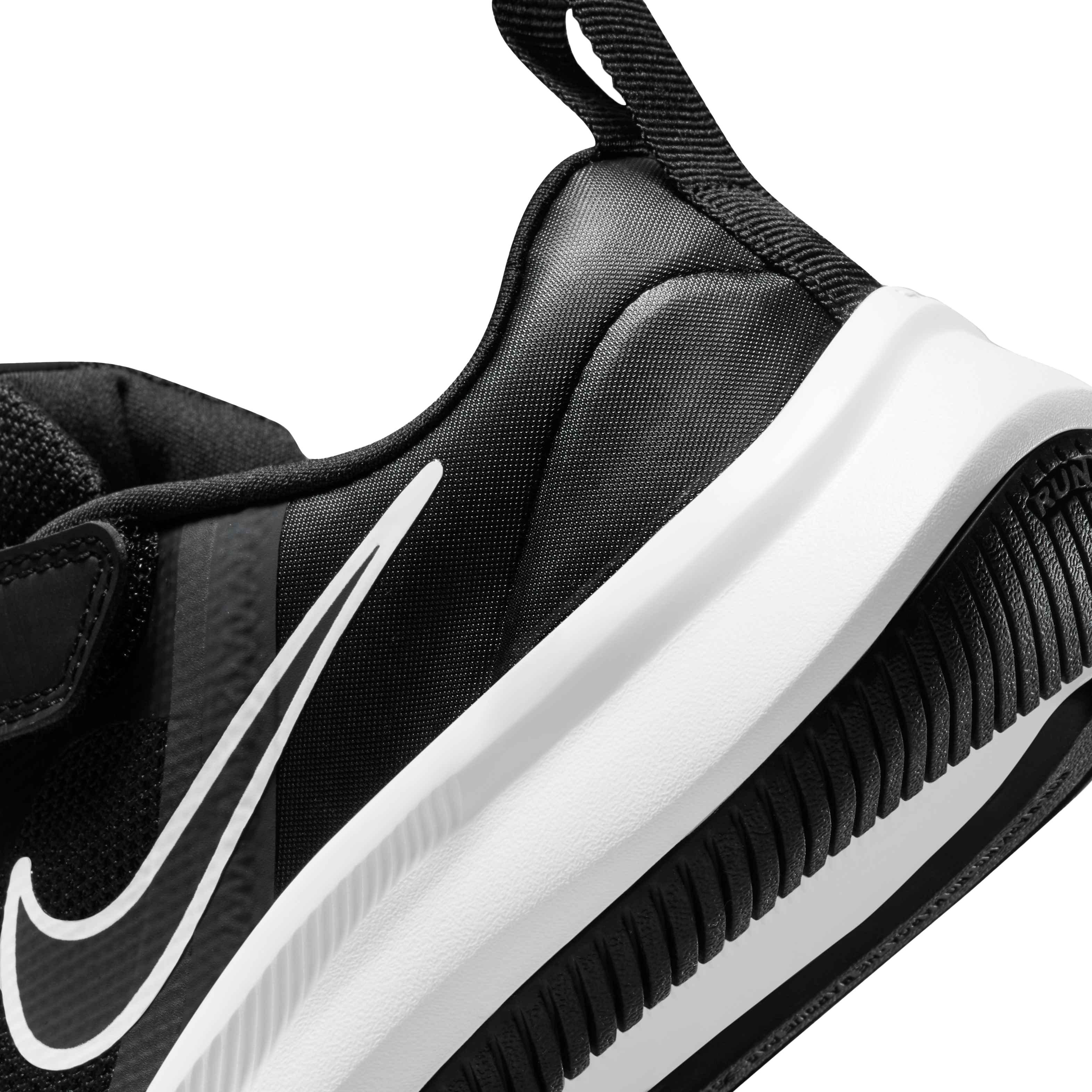 Nike Star Runner 3 Preschool Boys' "Black/Dark Smoke Grey" Running Shoe