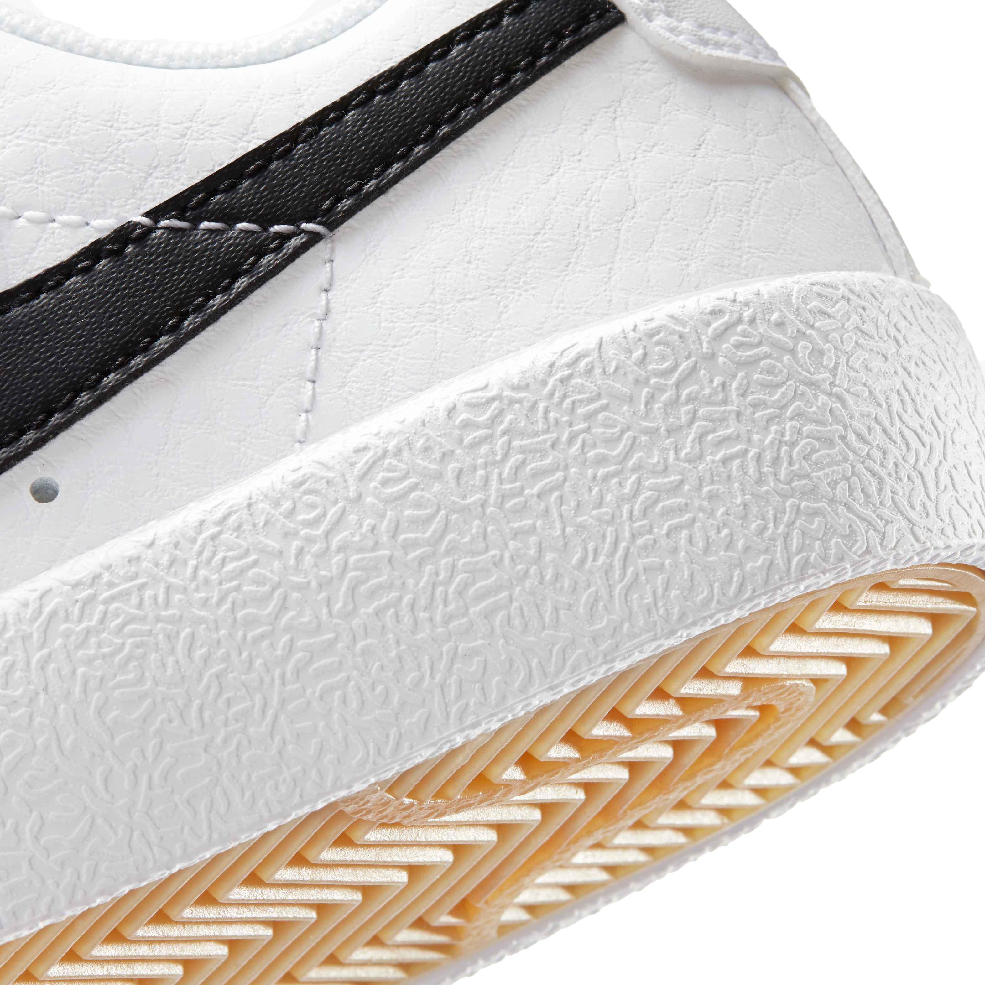 Nike Blazer Low '77 "White/Black/Team Orange" Preschool Boys' Shoe - WHITE/BLACK/ORANGE Thumbnail View 9