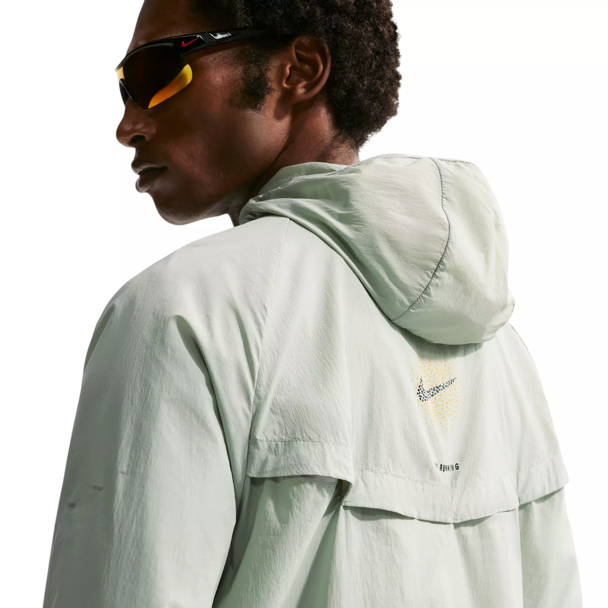 Nike Men's Stride Repel UV Protection Running Jacket - Light Green - LIGHT GREEN
