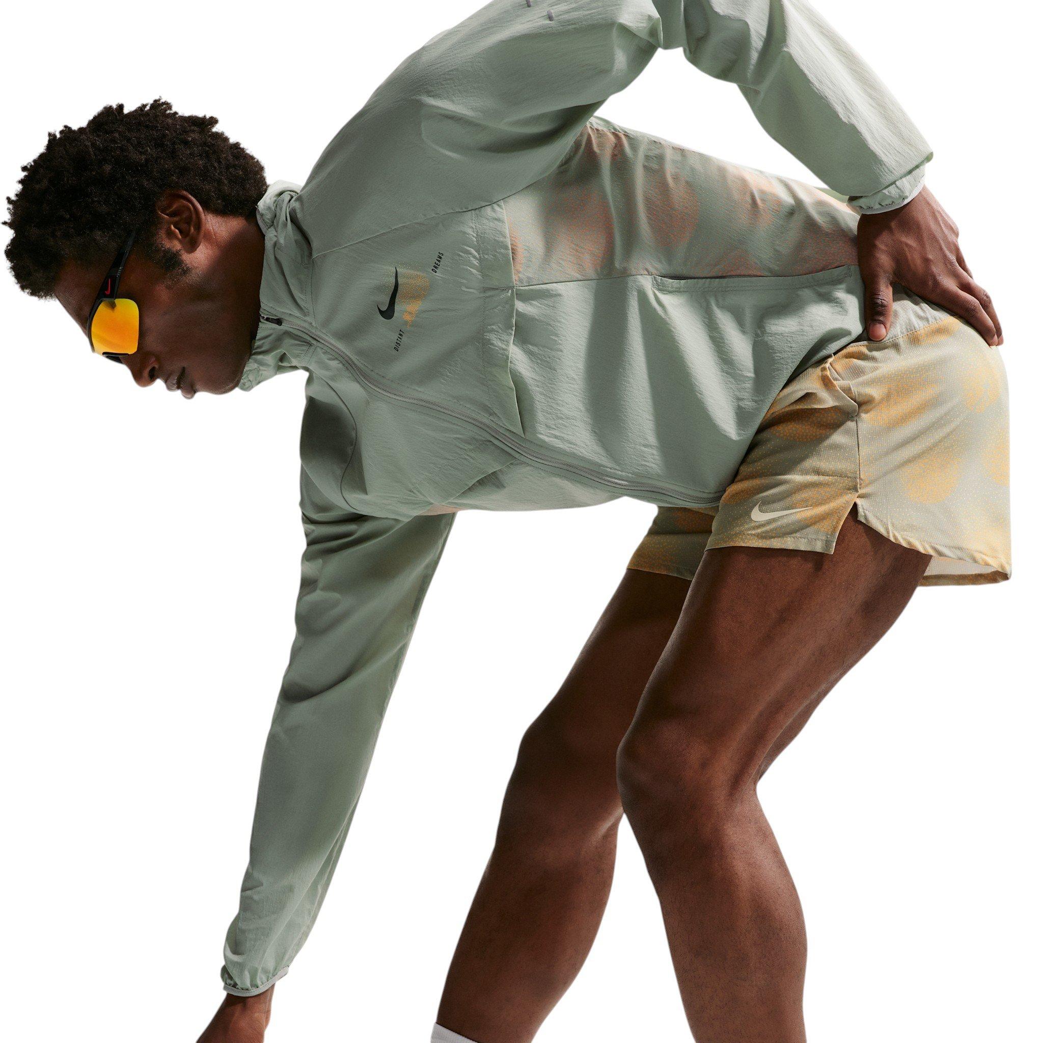 Nike Men's Stride Repel UV Protection Running Jacket - Light Green - LIGHT GREEN