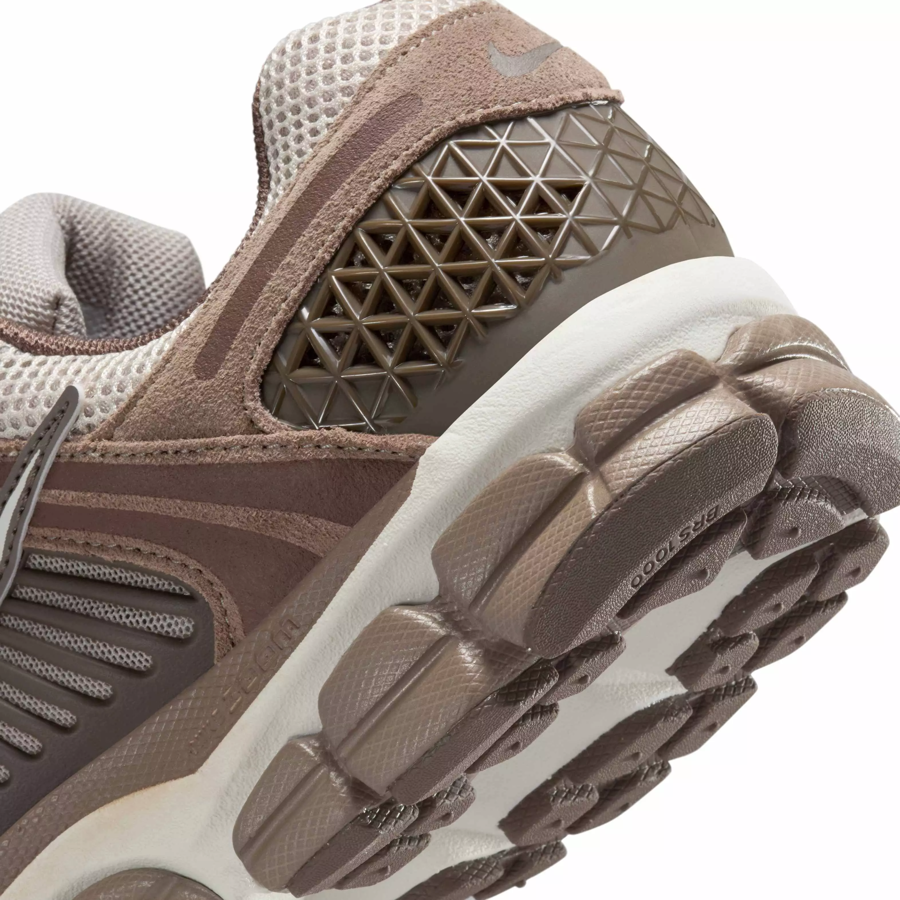 Nike Zoom Vomero 5 "College Grey/Mink Brown/Light Orewood Brown/Sail" Men's Shoe - GREY/BROWN/WHITE