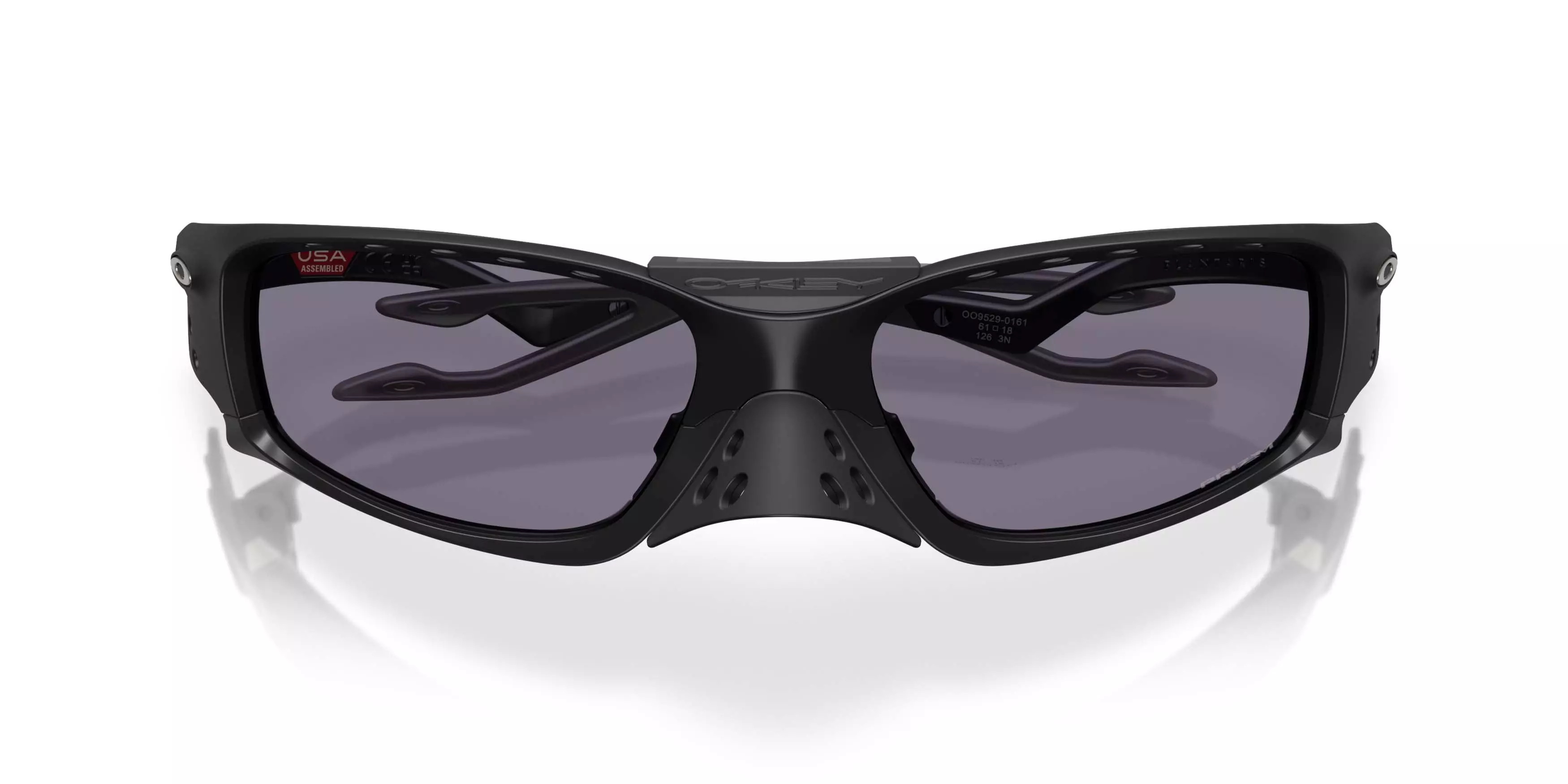 Oakley Plantaris SQ Prizm Grey Sunglasses &ndash; Matte Black - BLACK/GREY