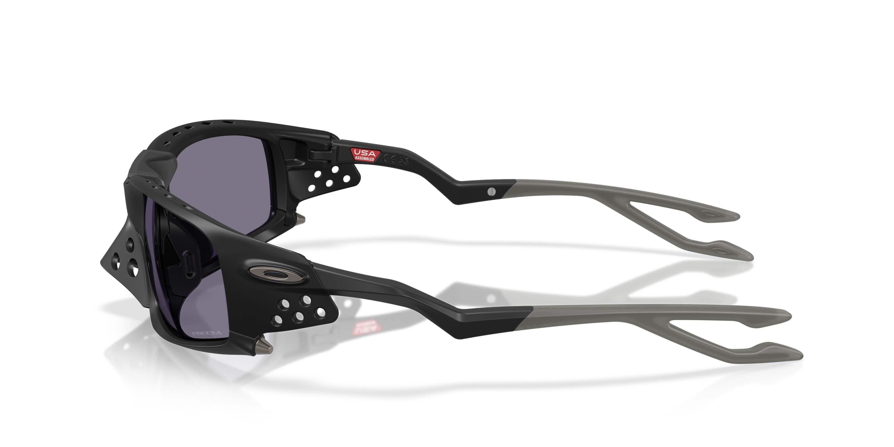 Oakley Plantaris SQ Prizm Grey Sunglasses &ndash; Matte Black - BLACK/GREY Thumbnail View 8