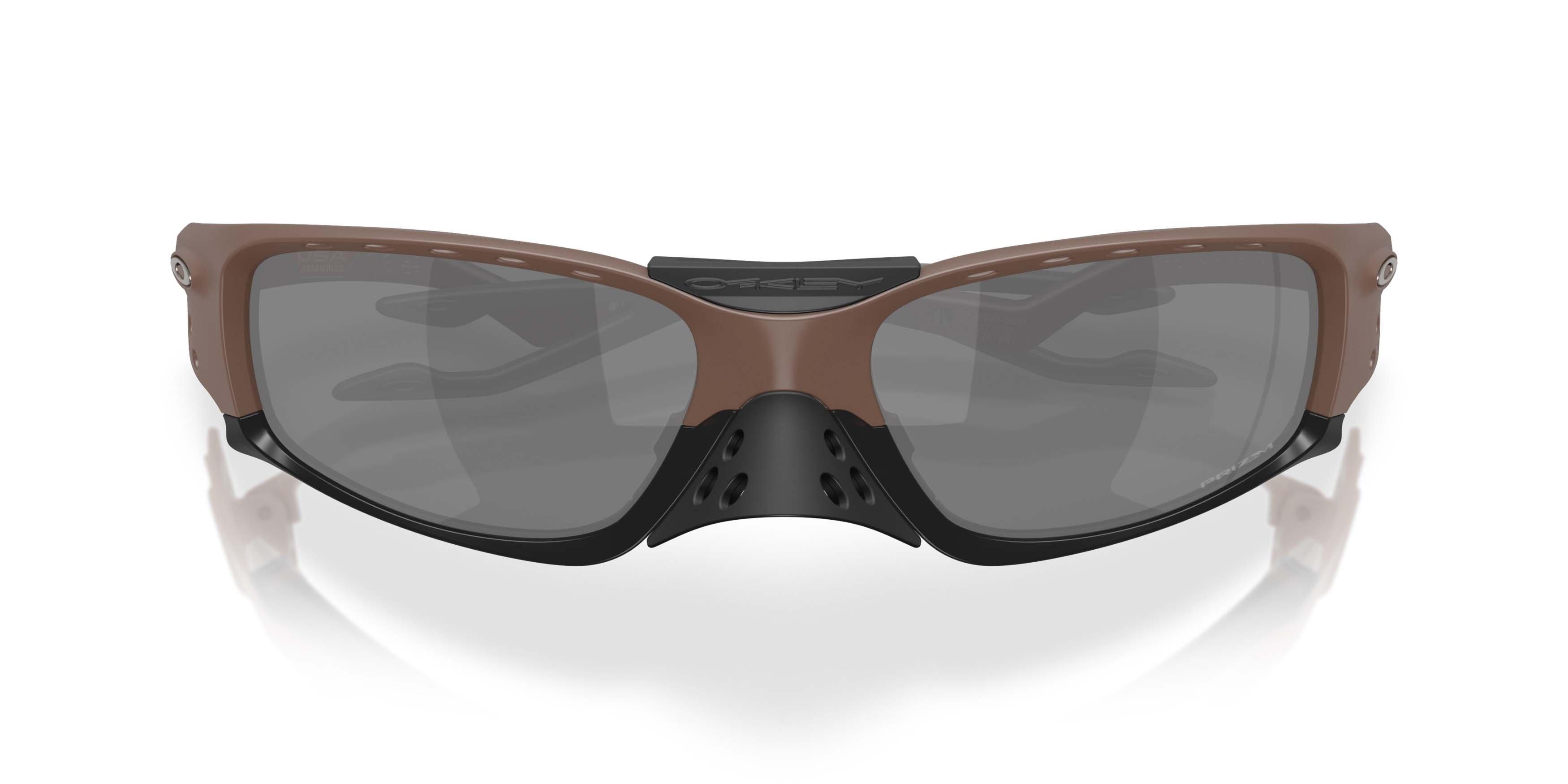 Oakley Plantaris SQ Prizm Black Sunglasses &ndash; Mahogany - BROWN/GREY Thumbnail View 7