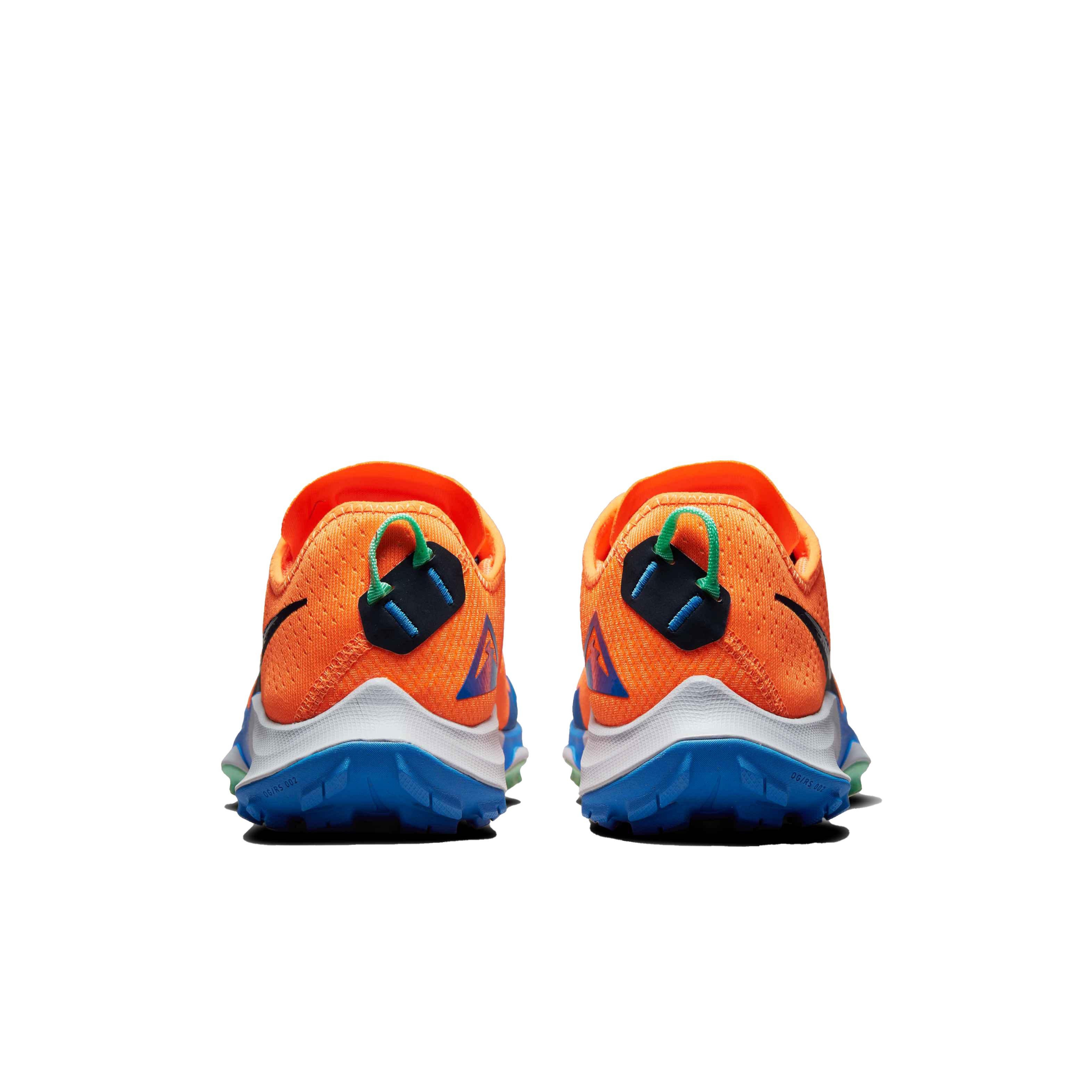 Nike Air Zoom Terra Kiger 7 "Total Orange/Obsidian-Signal Blue" Grade School Boys' Trail Running Shoe - ORANGE Thumbnail View 4