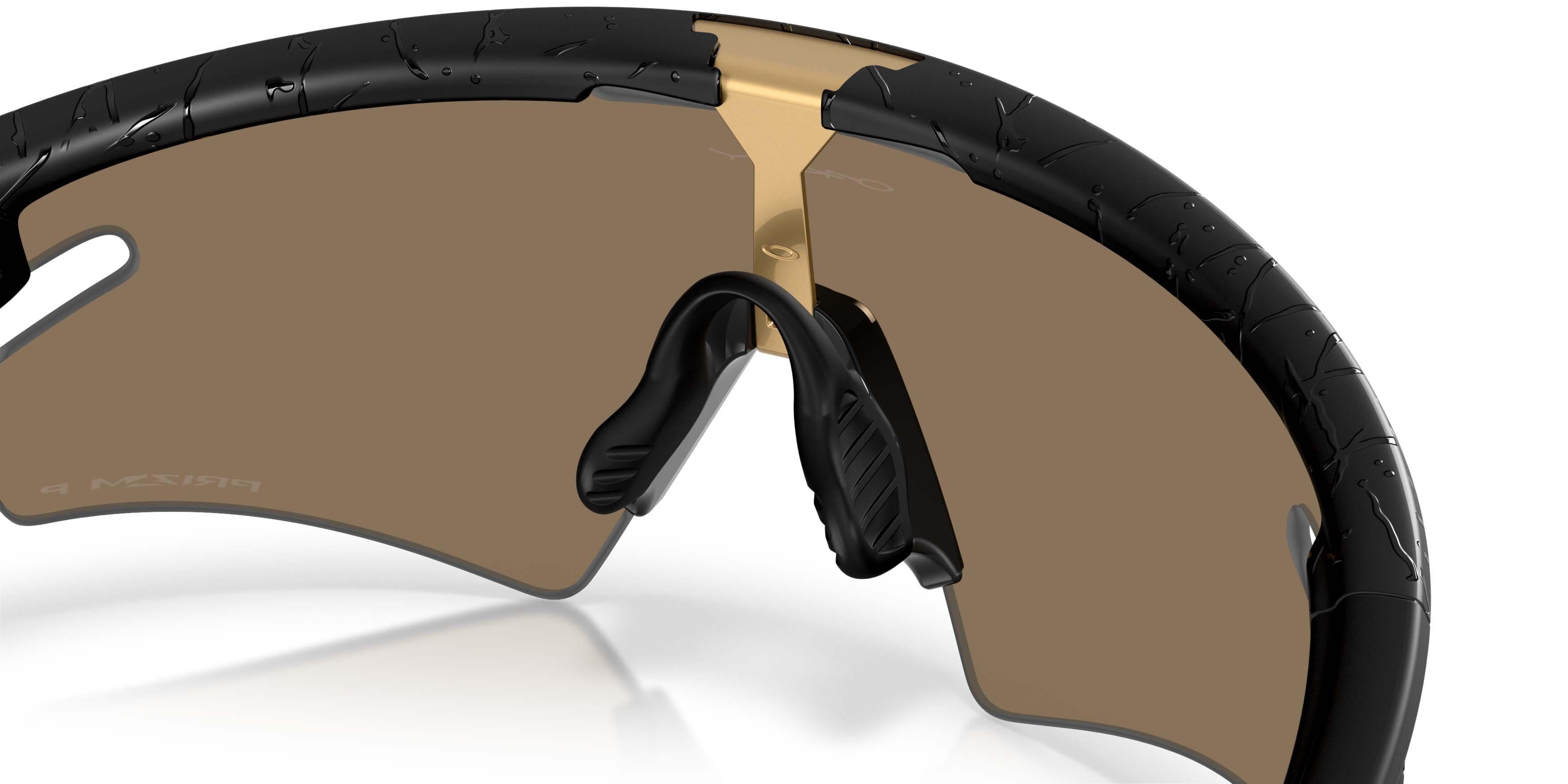 Oakley Sphaera Slash Gridiron Collection Prizm 24K Polarized Sunglasses &ndash; Matte Black Splatter - BLACK/GOLD Thumbnail View 5