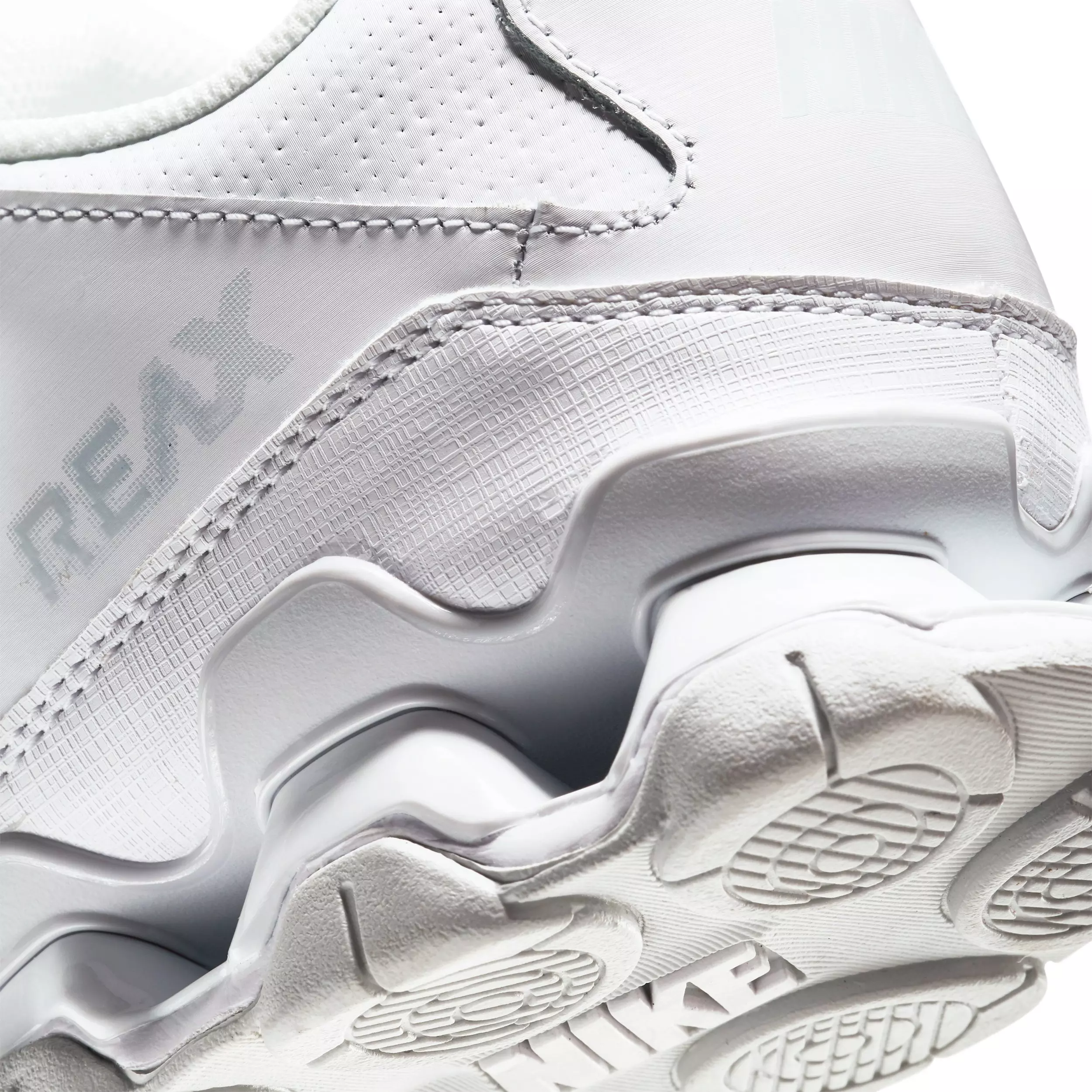 Nike Reax 8 TR "White/Pure Platinum/White" Men's Training Shoe - WHITE/PLATINUM/WHITE