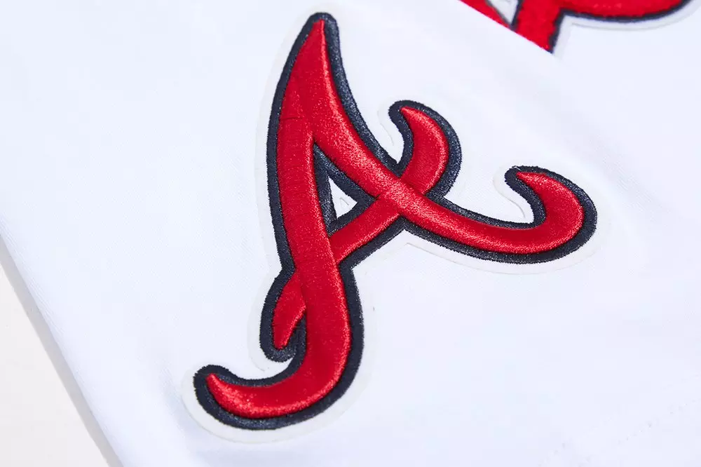 Pro Standard Men's MLB Atlanta Braves Classic Chenille Top - WHITE