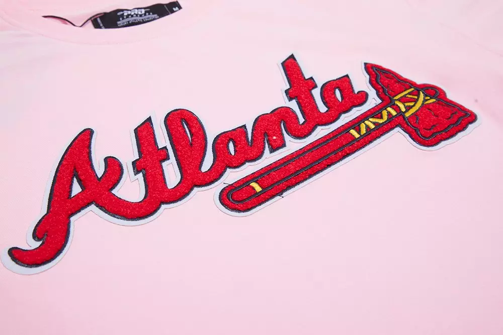 Pro Standard Men's MLB Atlanta Braves Classic Chenille Top - PINK
