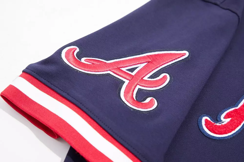 Pro Standard Men's MLB Atlanta Braves Classic Chenille Striped Sleeve Top - NAVY