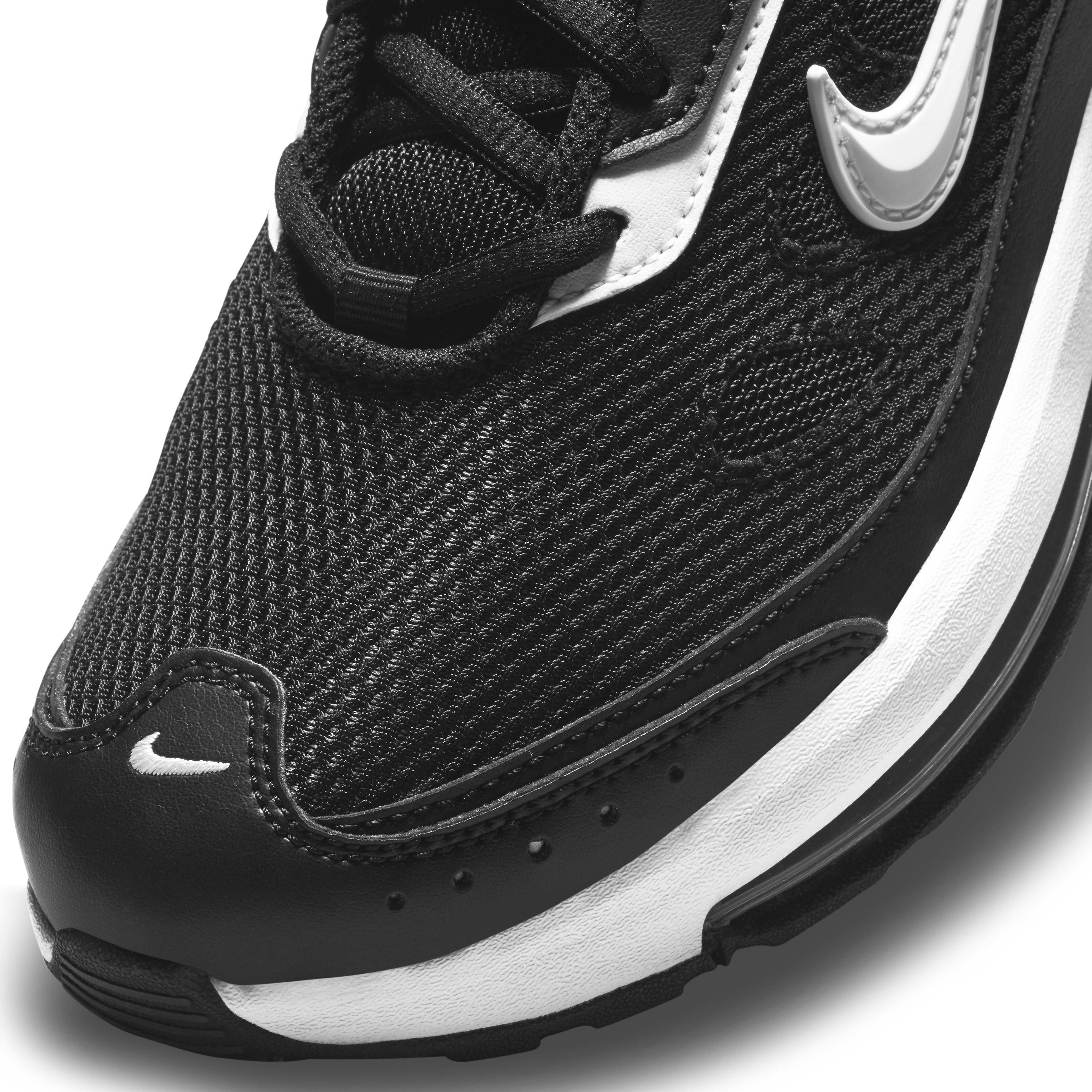 Nike Air Max AP Women's Shoe