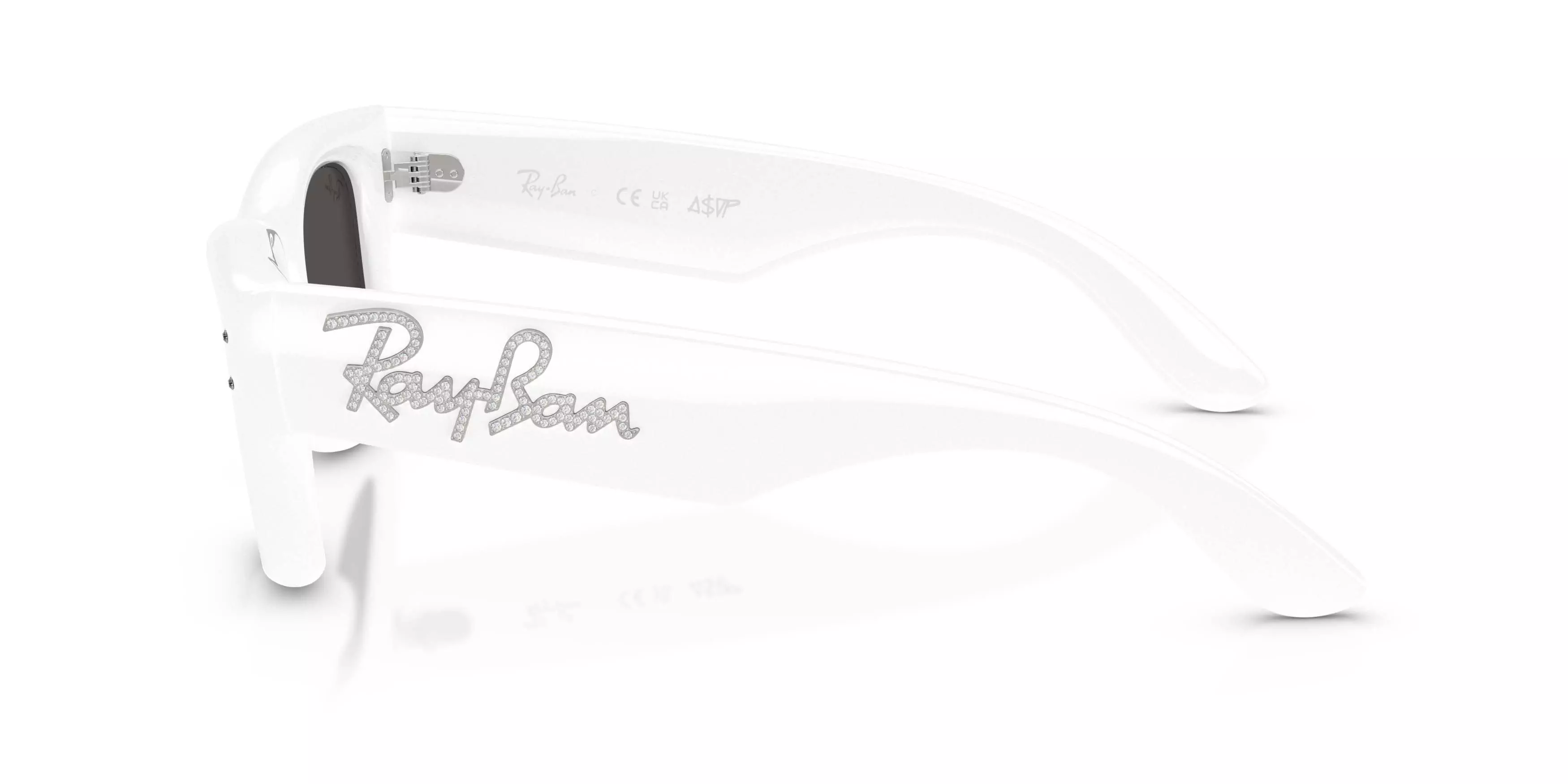 Ray-Ban Wayfarer Puffer Crystal Edition Ultra Black Sunglasses &ndash; Polished White & Strass - WHITE/BLACK