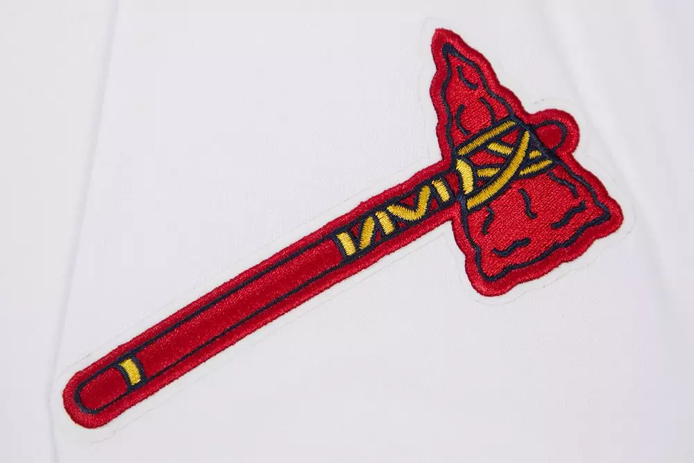 Pro Standard Men's MLB Atlanta Braves Classic Chenille Full-Zip Hooded Jacket - WHITE