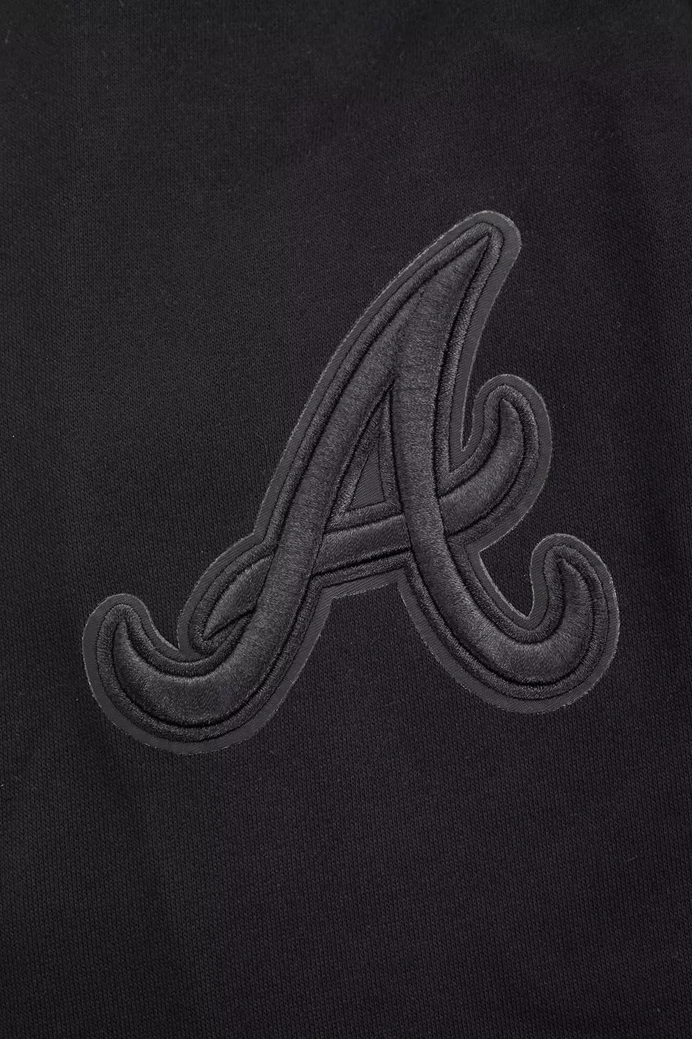 Pro Standard Men's MLB Atlanta Braves Neutral Drop Shoulder Pullover Hoodie - BLACK