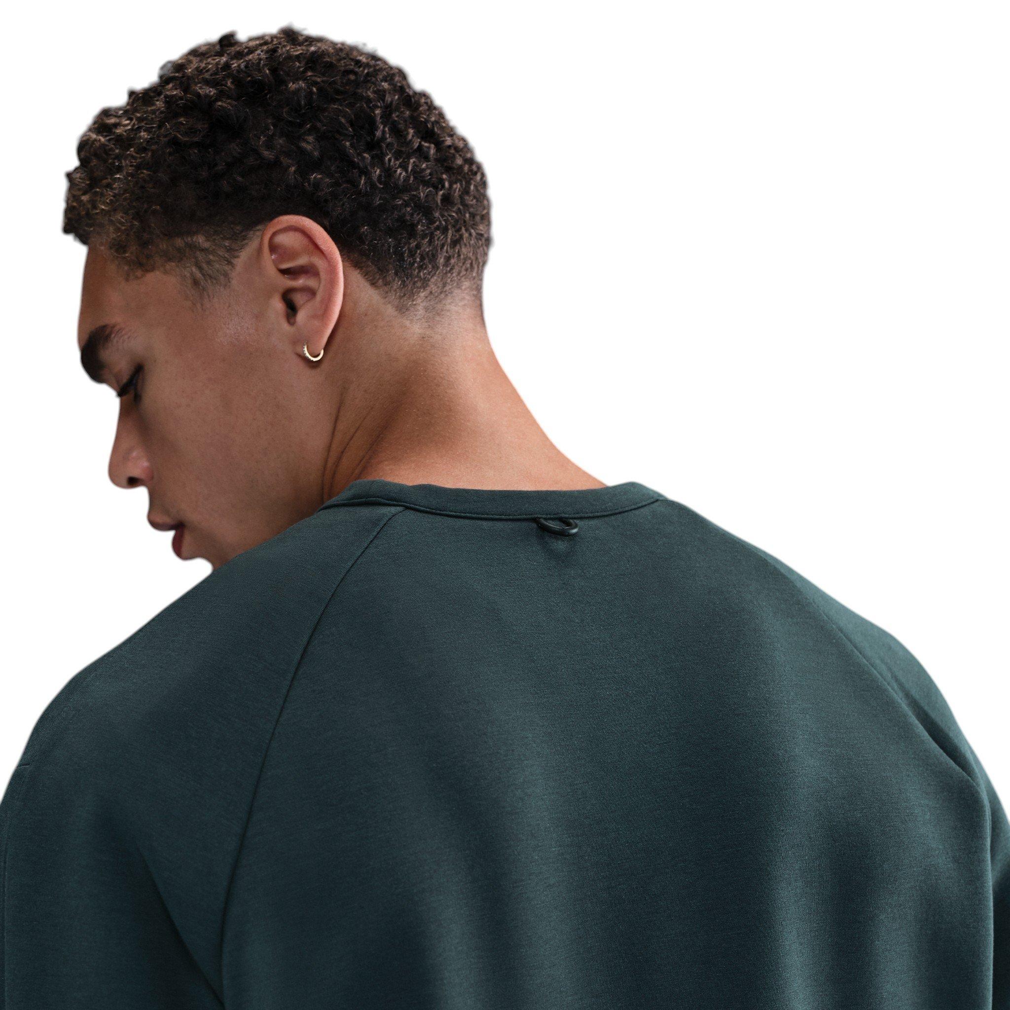 Nike Men's 24.7 ImpossiblySoft Dri-FIT Crew - Dark Green - DARK GREEN