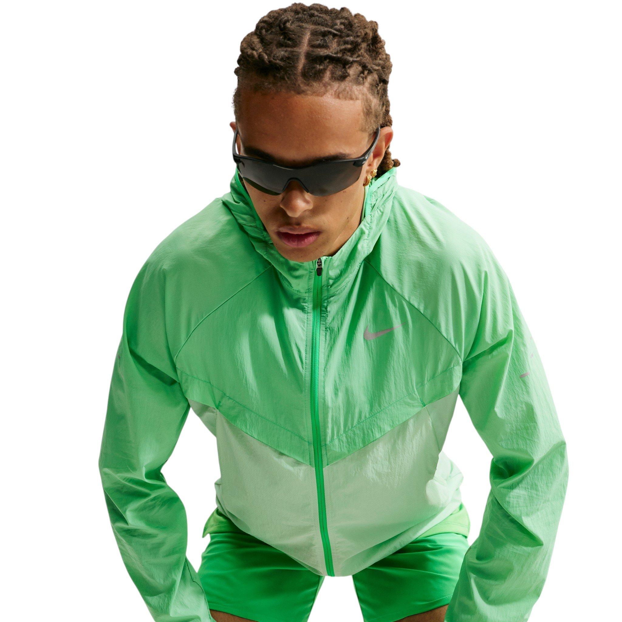 Nike Men's Stride Repel UV Running Jacket - Green - GREEN