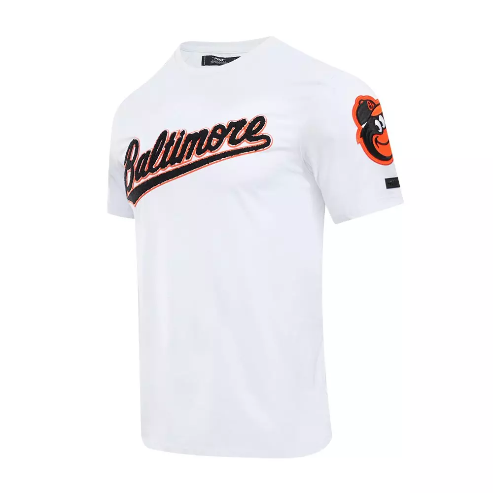 Pro Standard Men's MLB Baltimore Orioles Classic Chenille Top - WHITE