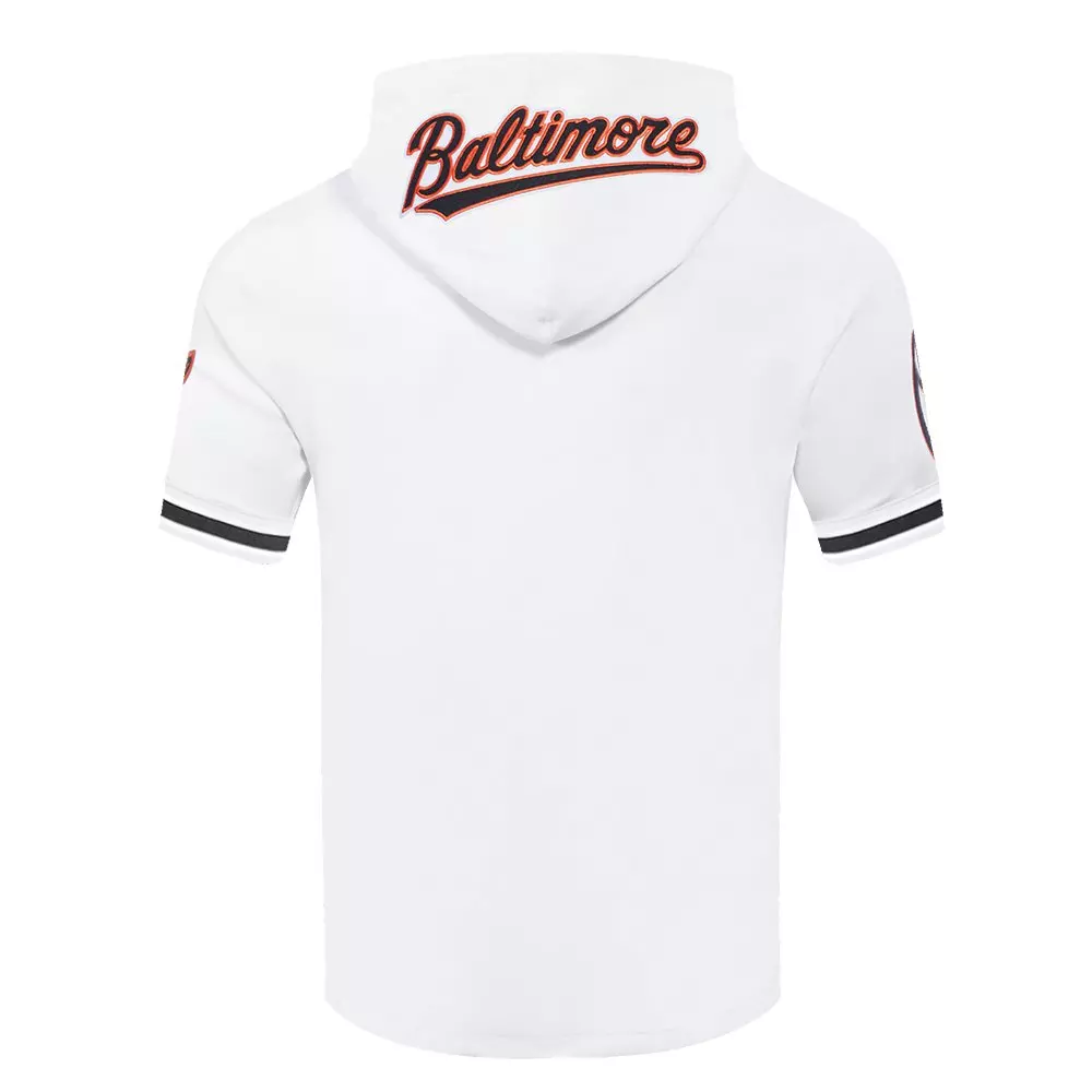 Pro Standard Men's MLB Baltimore Orioles Classic Chenille Short Sleeve Pullover Hoodie - WHITE/BLACK