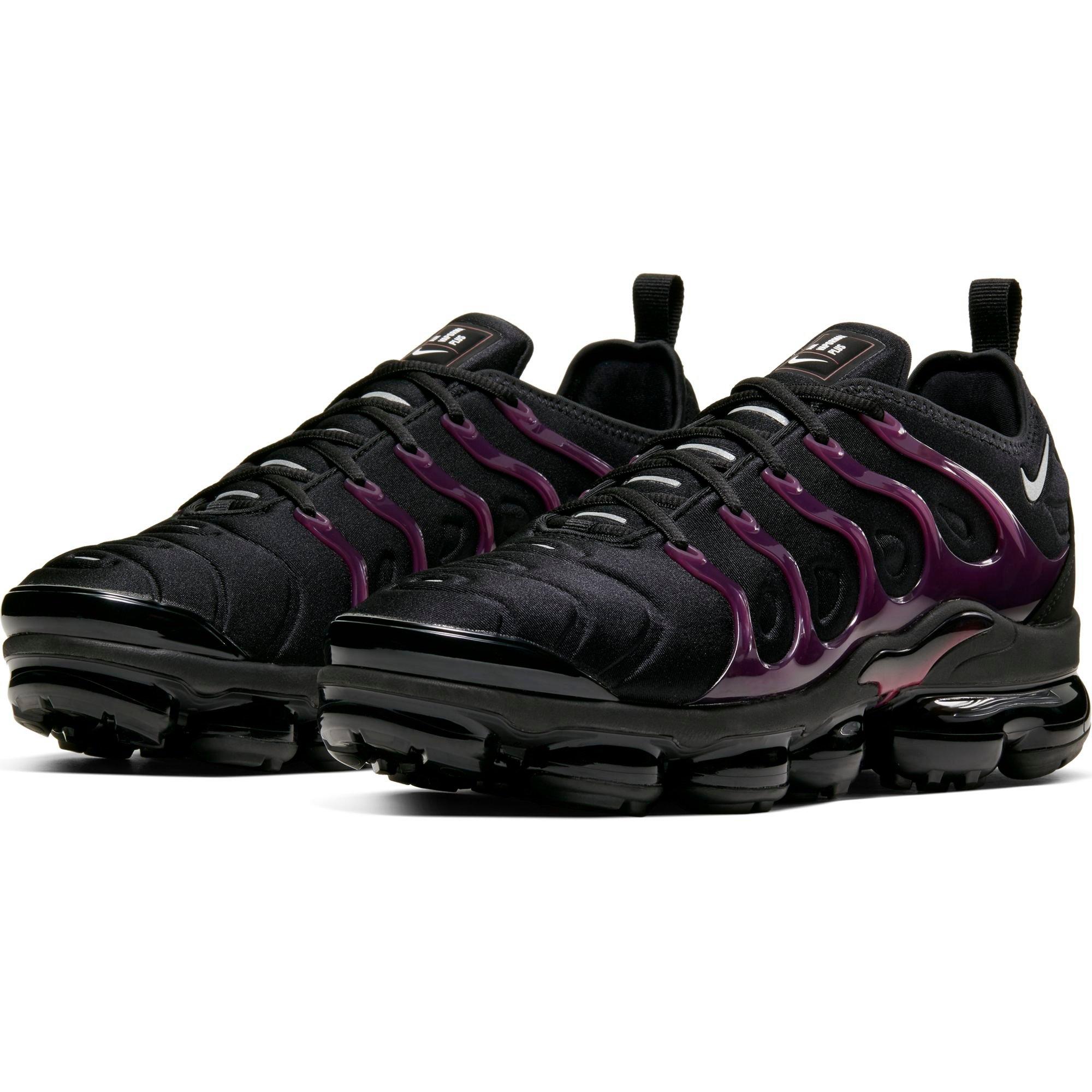 air vapormax plus noble red