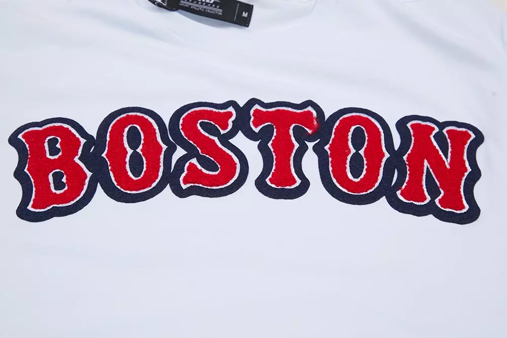 Pro Standard Men's MLB Boston Red Sox Classic Chenille Top - WHITE