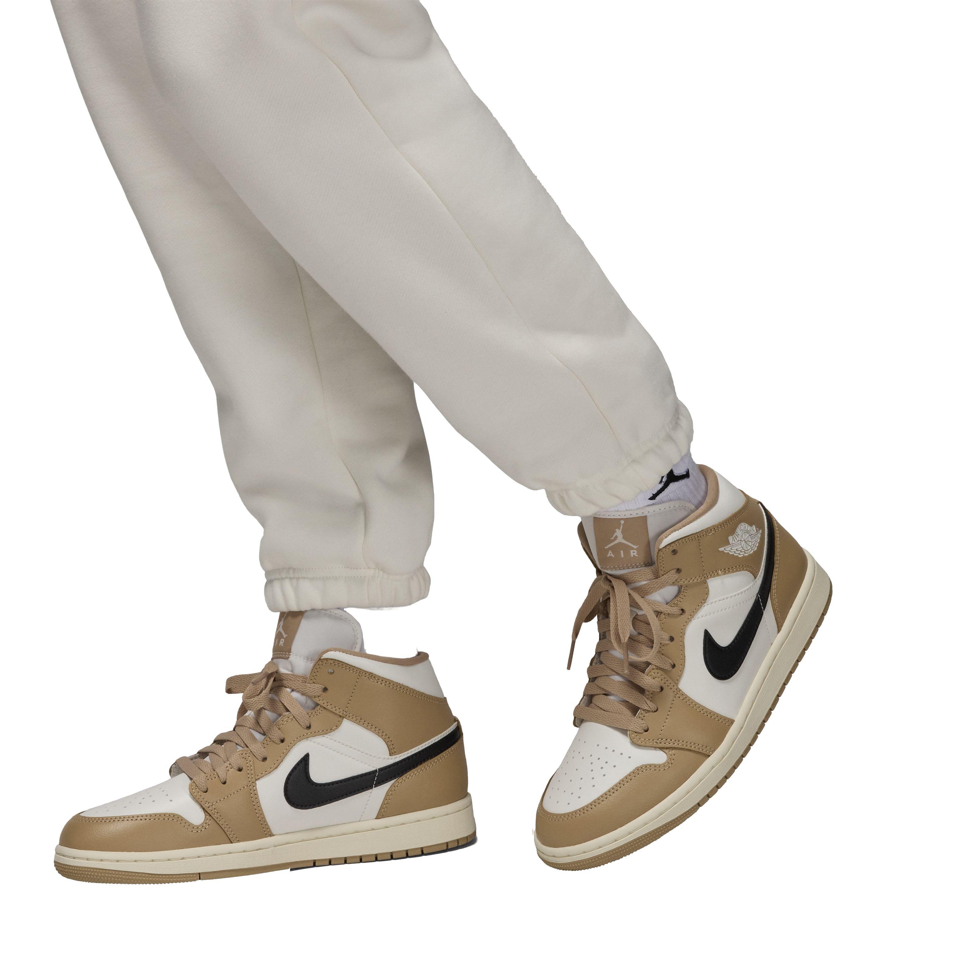 Jordan Women's Flight Fleece Joggers - WHITE Thumbnail View 4