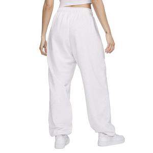 Nike Women's Sportswear Club Fleece Mid-Rise Oversized Sweatpants