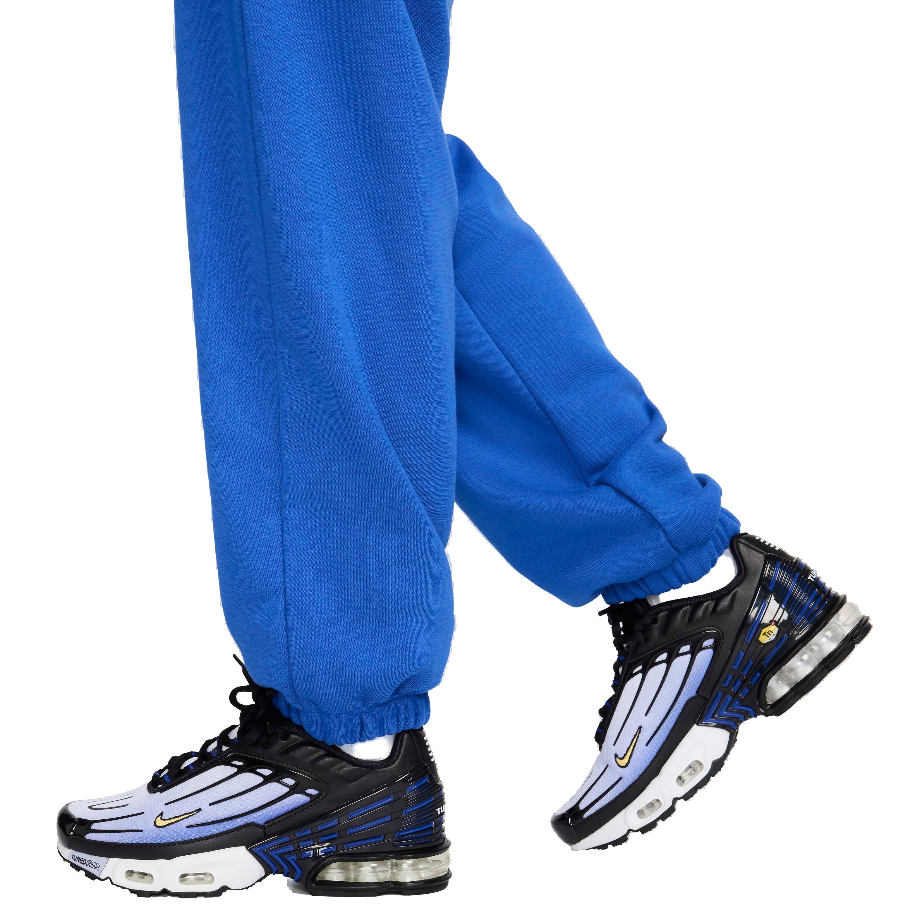 Nike Women's Sportswear Club Fleece Mid-Rise Oversized Sweatpants - BLUE Thumbnail View 4