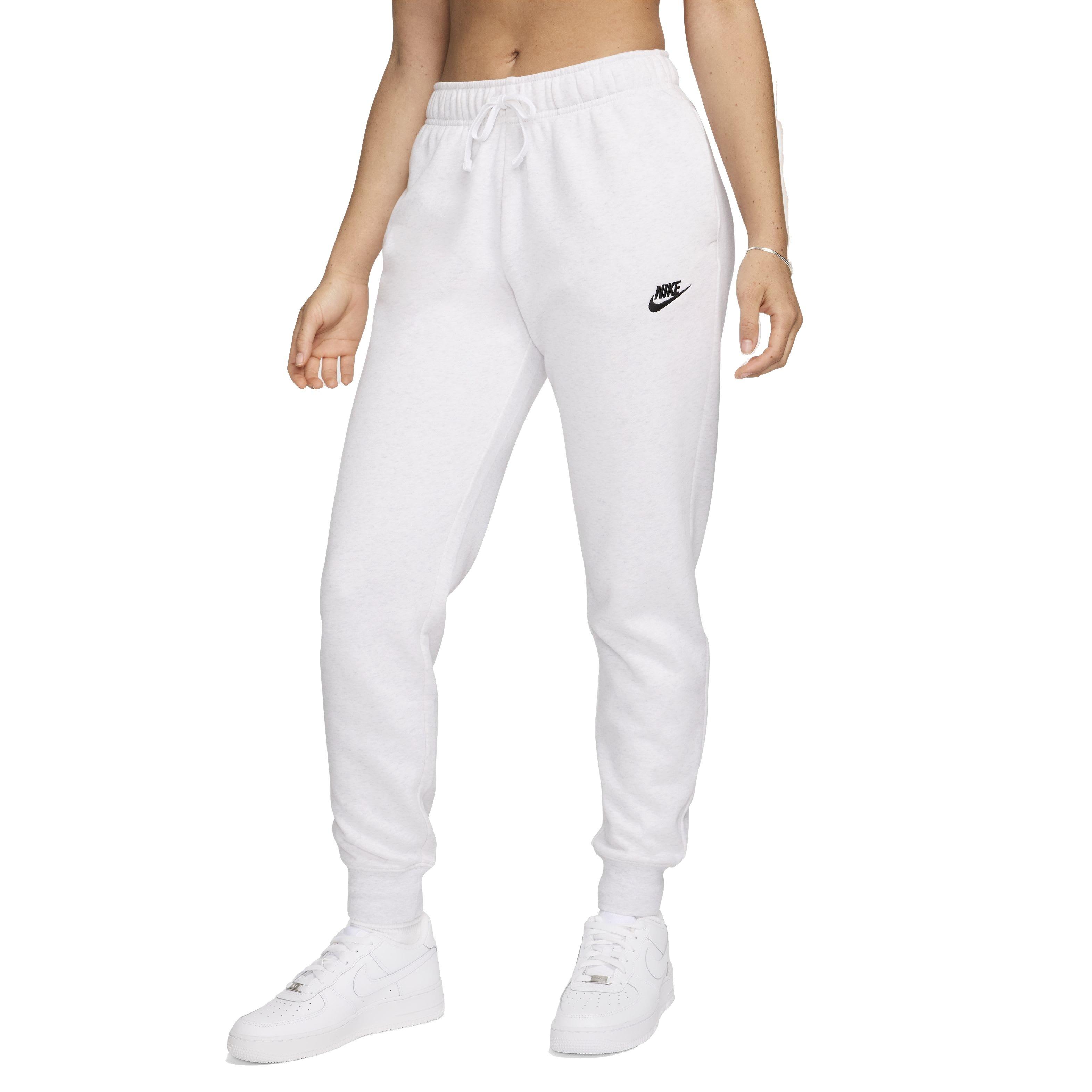 Nike joggers hibbett sports online