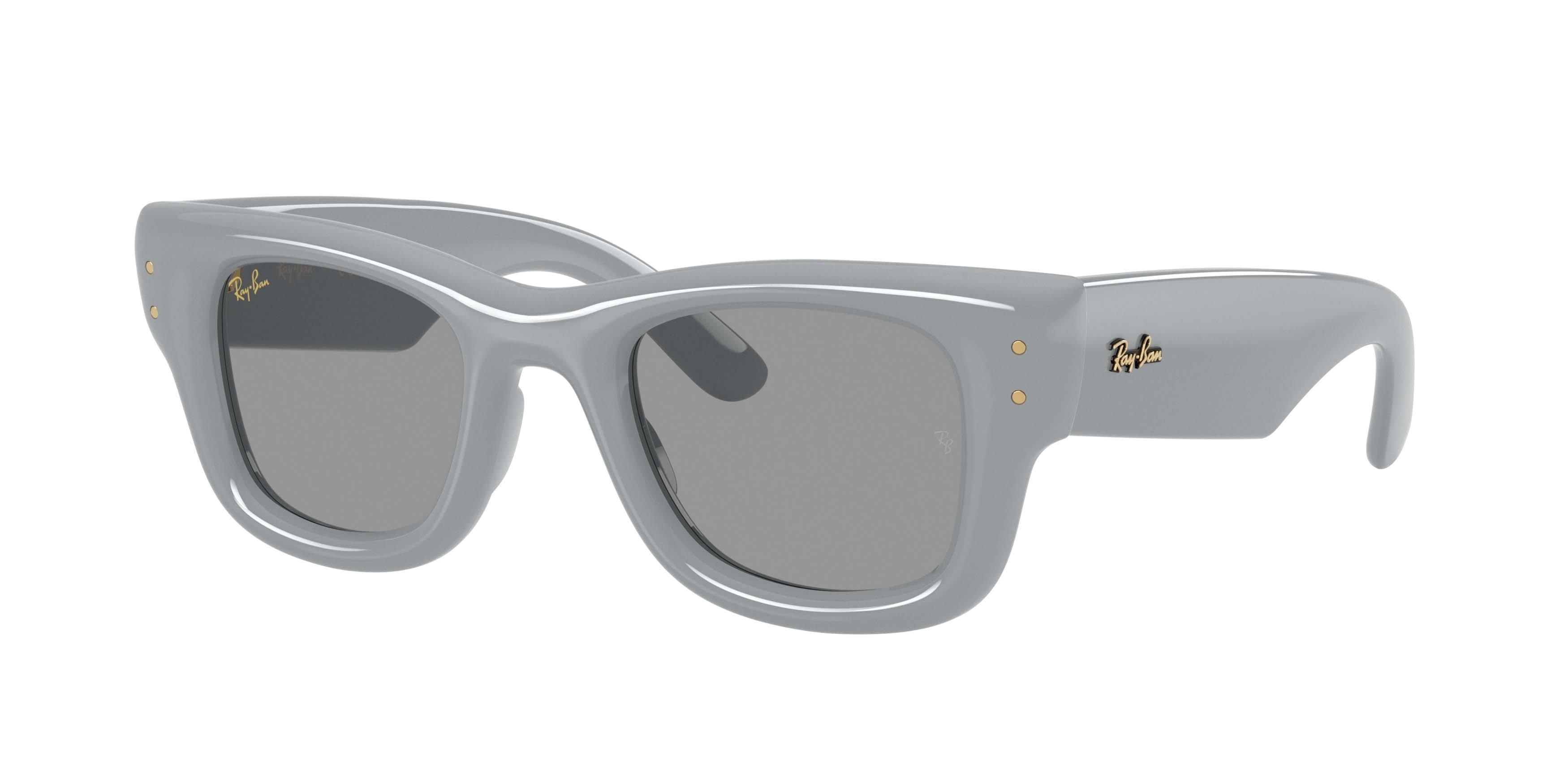 Ray-Ban Wayfarer Puffer Grey Sunglasses &ndash; Polished Solid Grey - GREY Thumbnail View 1