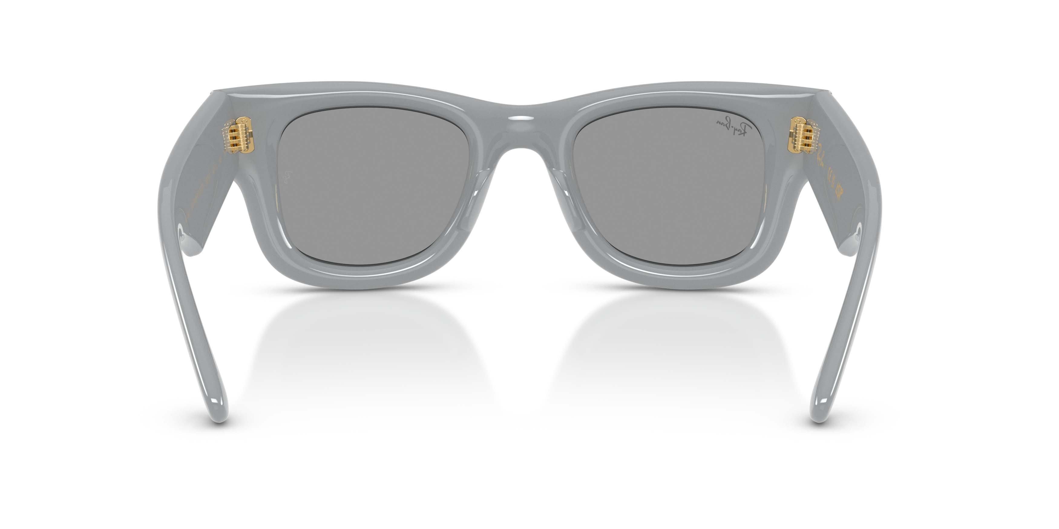Ray-Ban Wayfarer Puffer Grey Sunglasses &ndash; Polished Solid Grey - GREY Thumbnail View 4