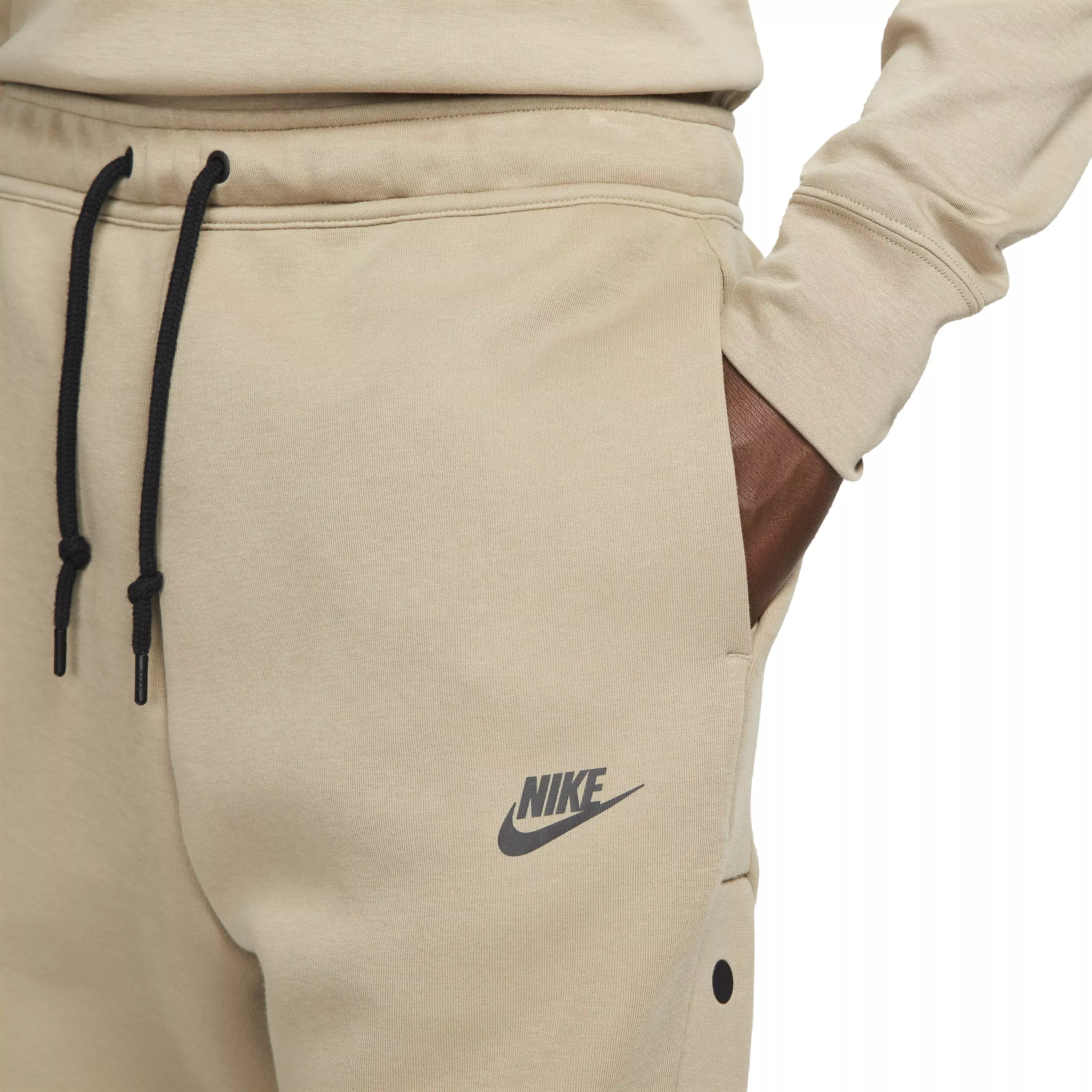 Nike Men's Sportswear Tech Fleece Loose Fit Tear-Away Pants - BROWN