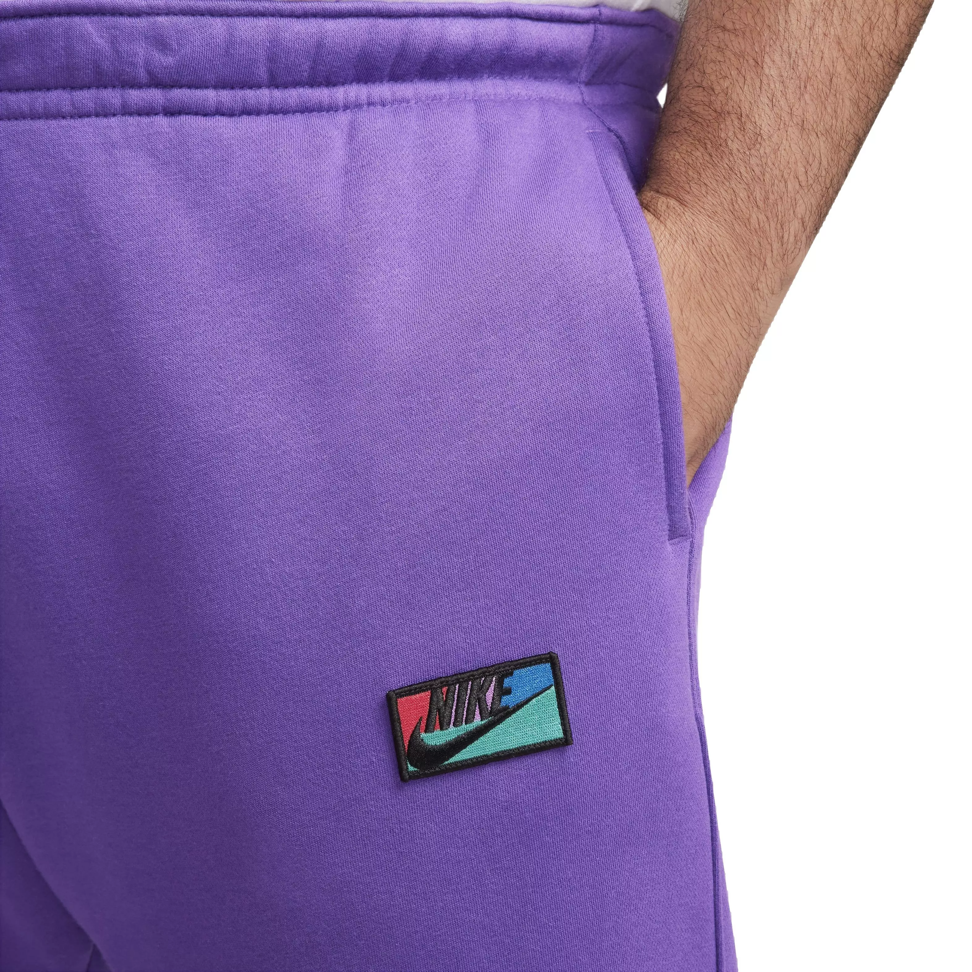 Nike Men's Club Brushed Patch Graphic Pants - PURPLE