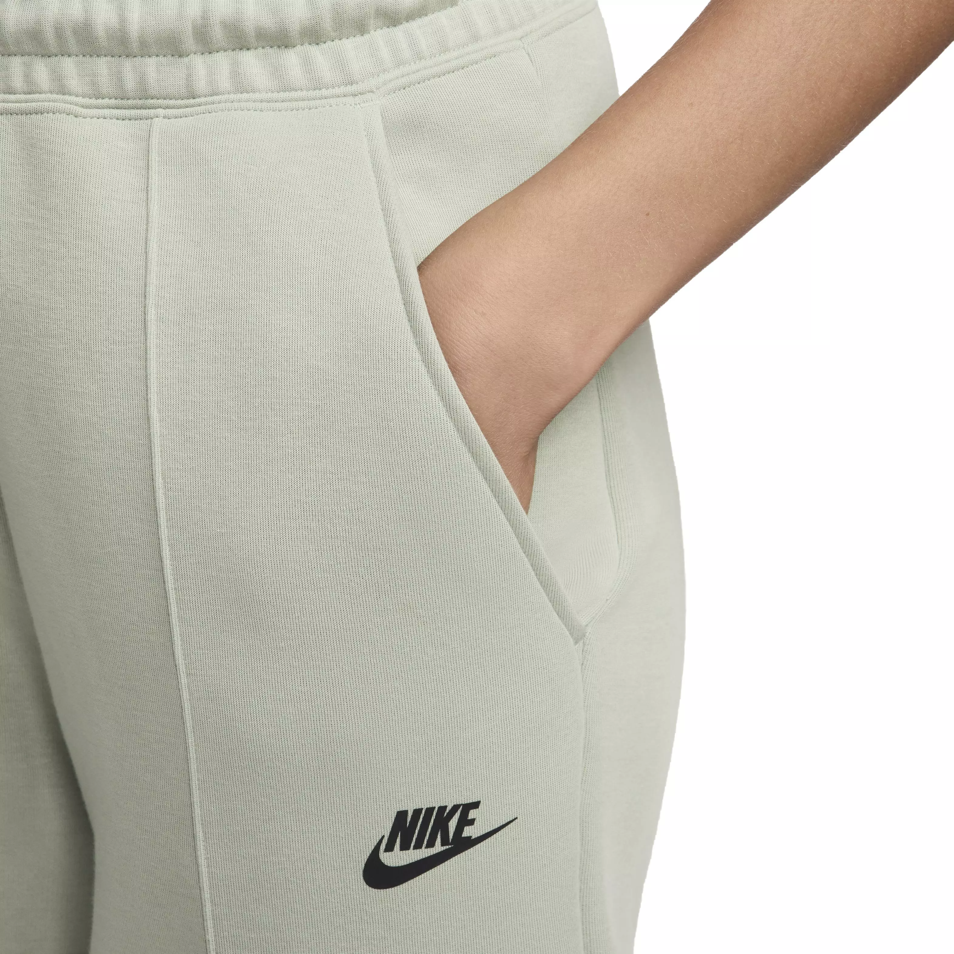 Nike Women's Sportswear Tech Fleece Mid-Rise Joggers - GREEN