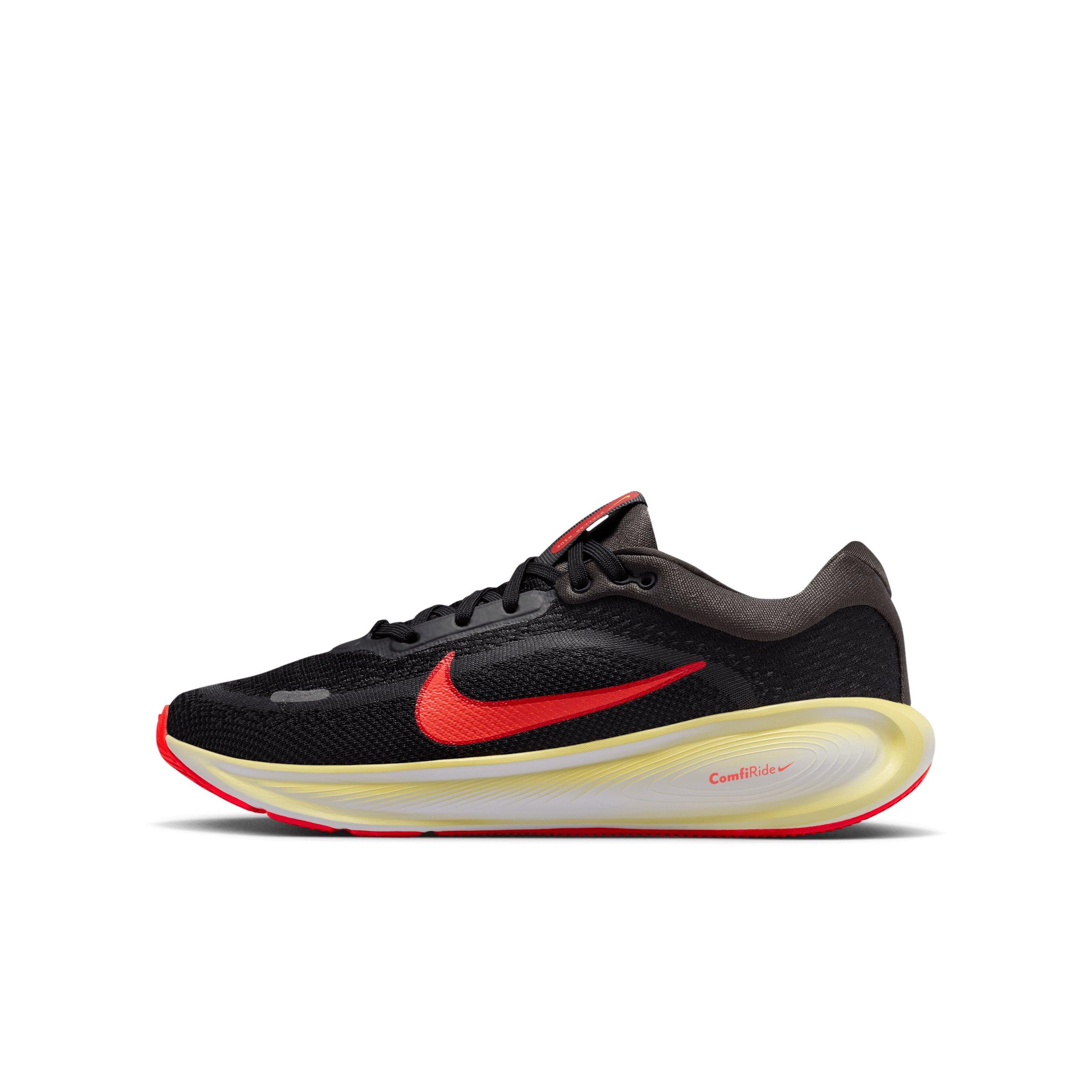 Nike Stellar Ride "Black/Medium Ash/Light Crimson/Bright Crimson" Grade School Boys' Running Shoe - BLACK/MD ASH/LT CRIMSON/CRIMSON
