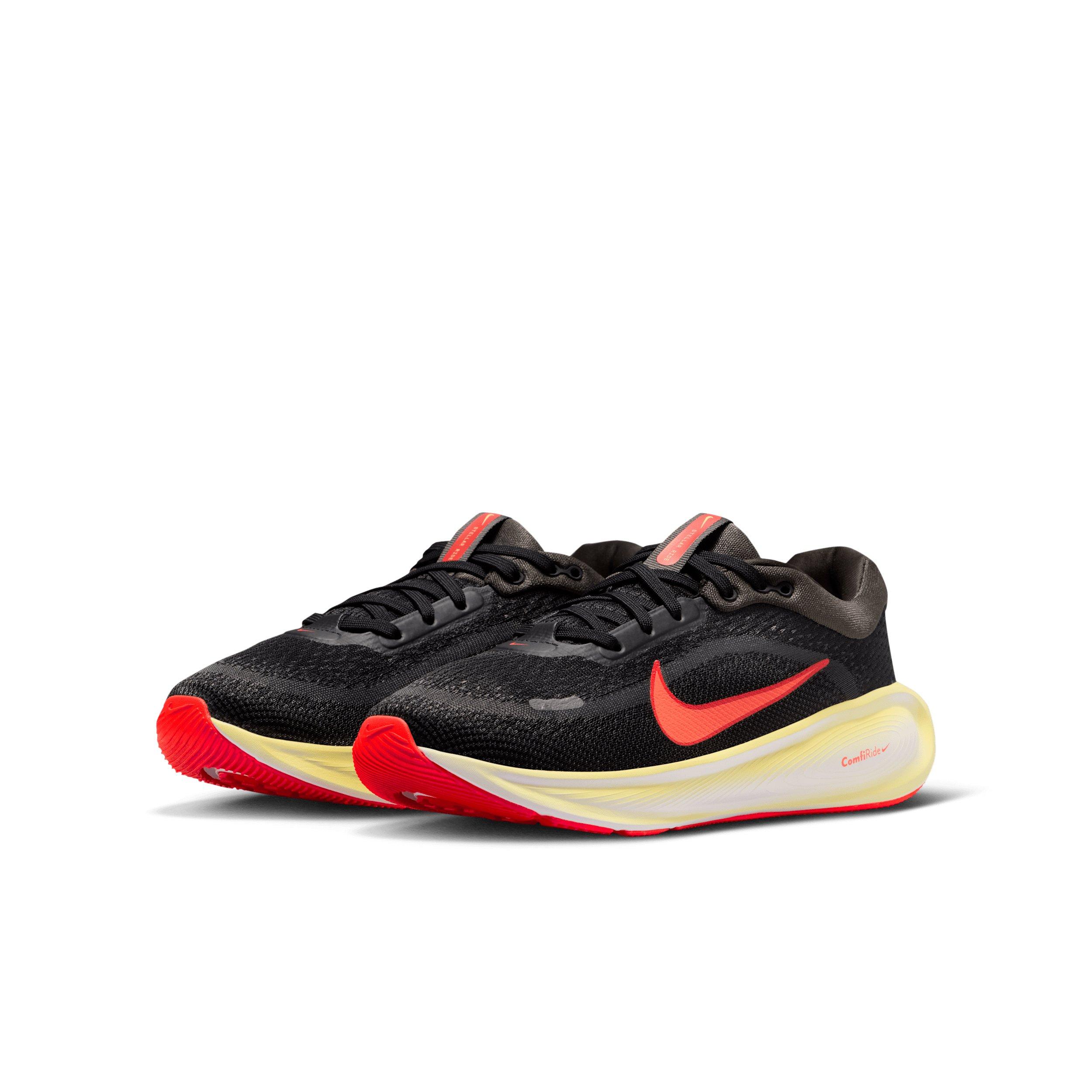 Nike Stellar Ride "Black/Medium Ash/Light Crimson/Bright Crimson" Grade School Boys' Running Shoe - BLACK/MD ASH/LT CRIMSON/CRIMSON